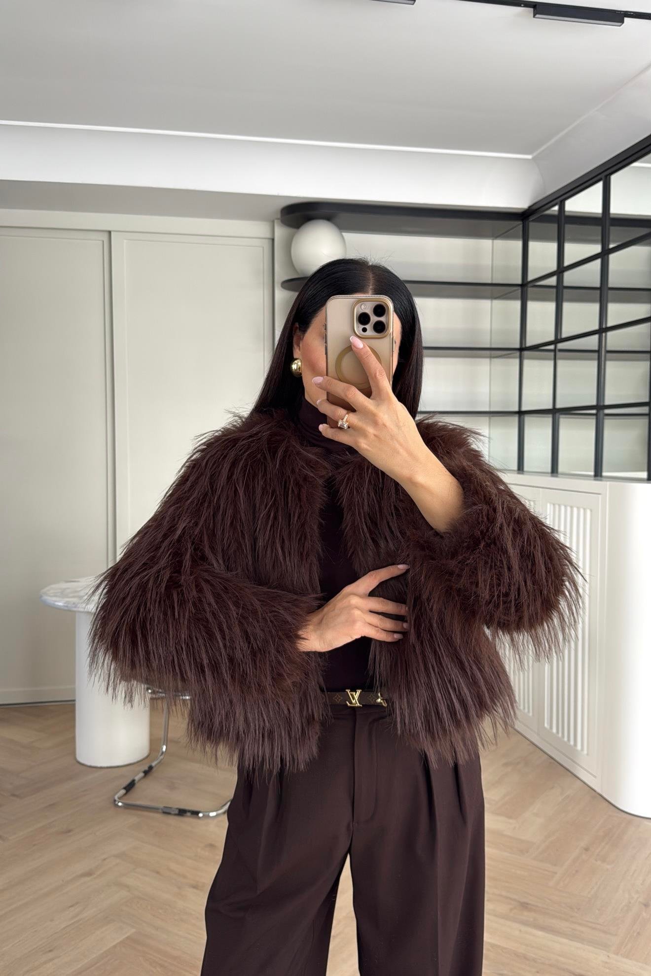 ASTARLI ÖNDEN KAPAMALI ACI KAHVE KÜRK