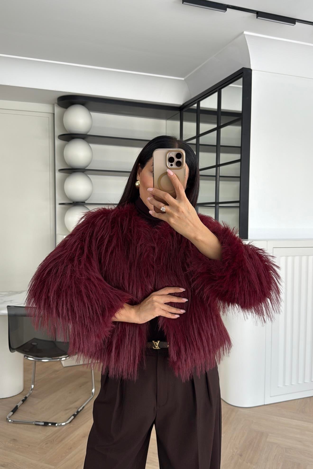 ASTARLI ÖNDEN KAPAMALI BORDO KÜRK