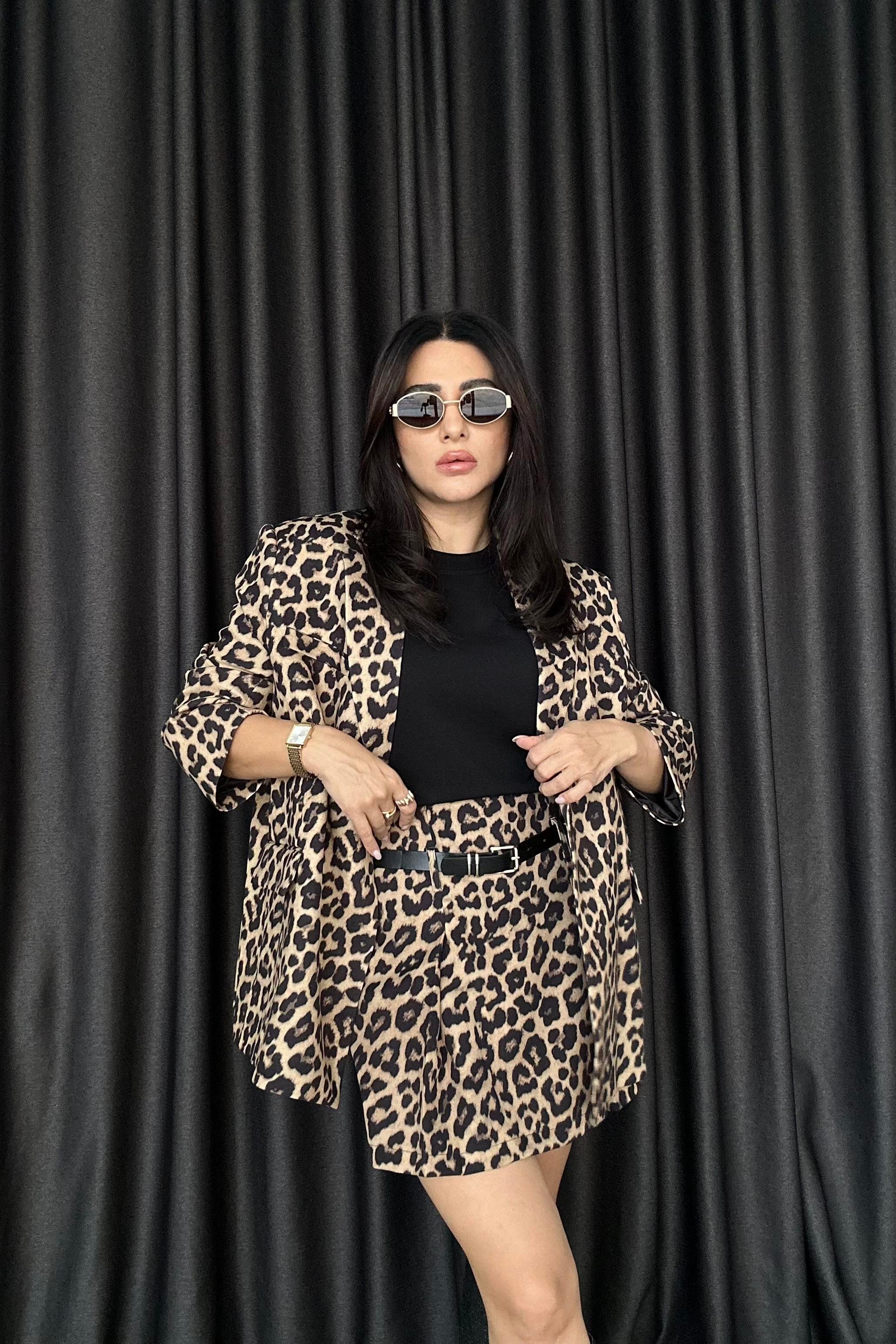 Astarlı Oversize Kalıp Leopar Blazer Ceket