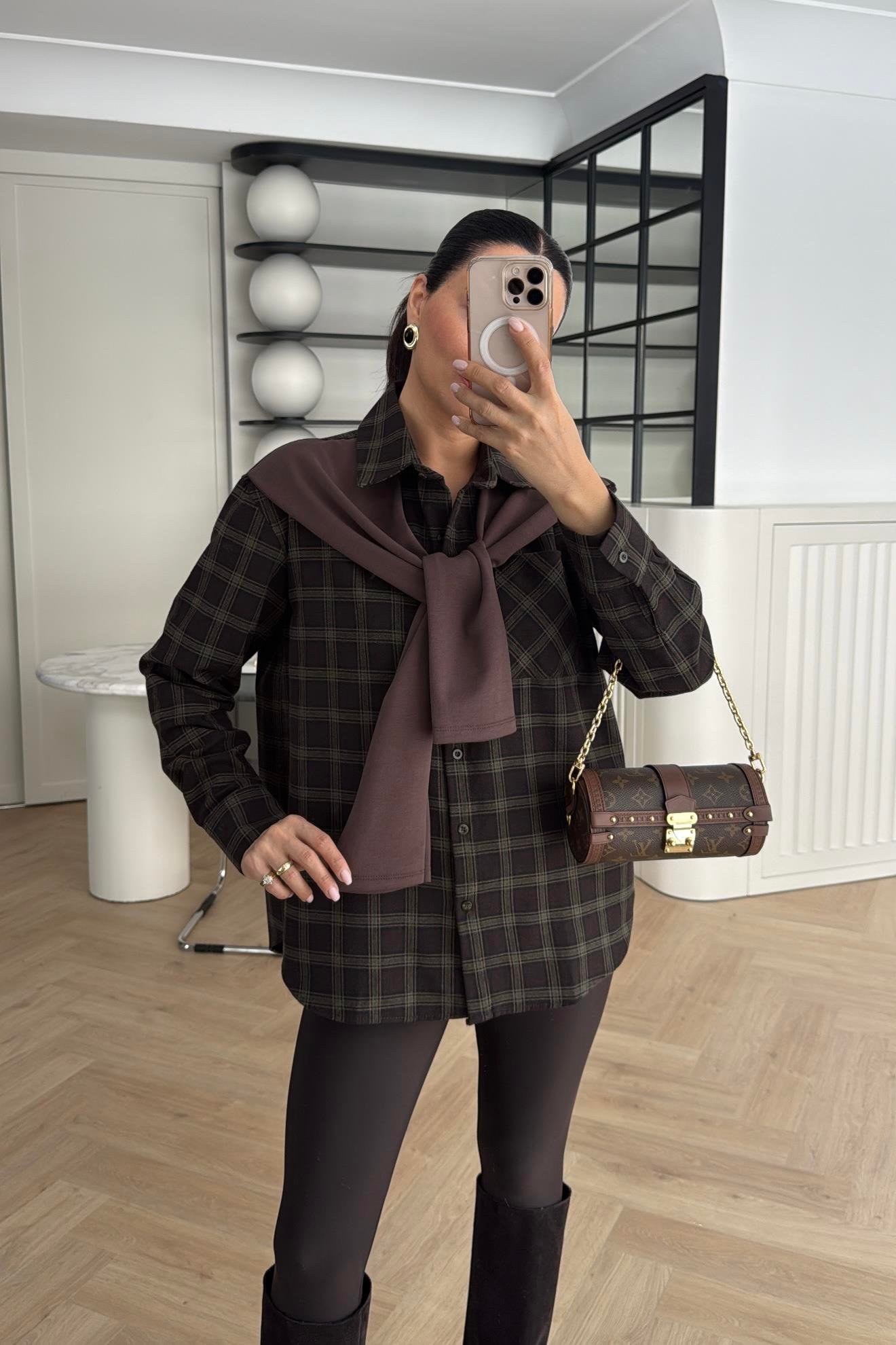 ATKI DETAYLI EKOSE GÖMLEK KAHVE