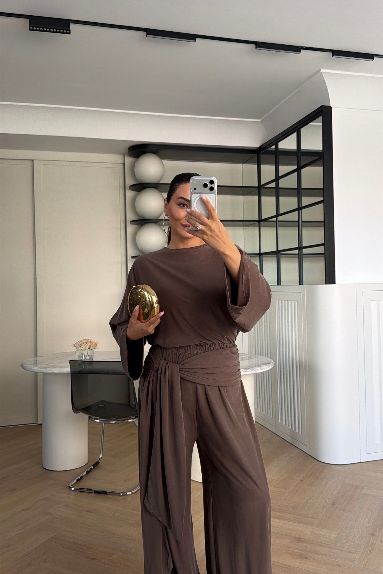 BELİ ŞALLI BLUZ PANTOLON TAKIM KAHVE 