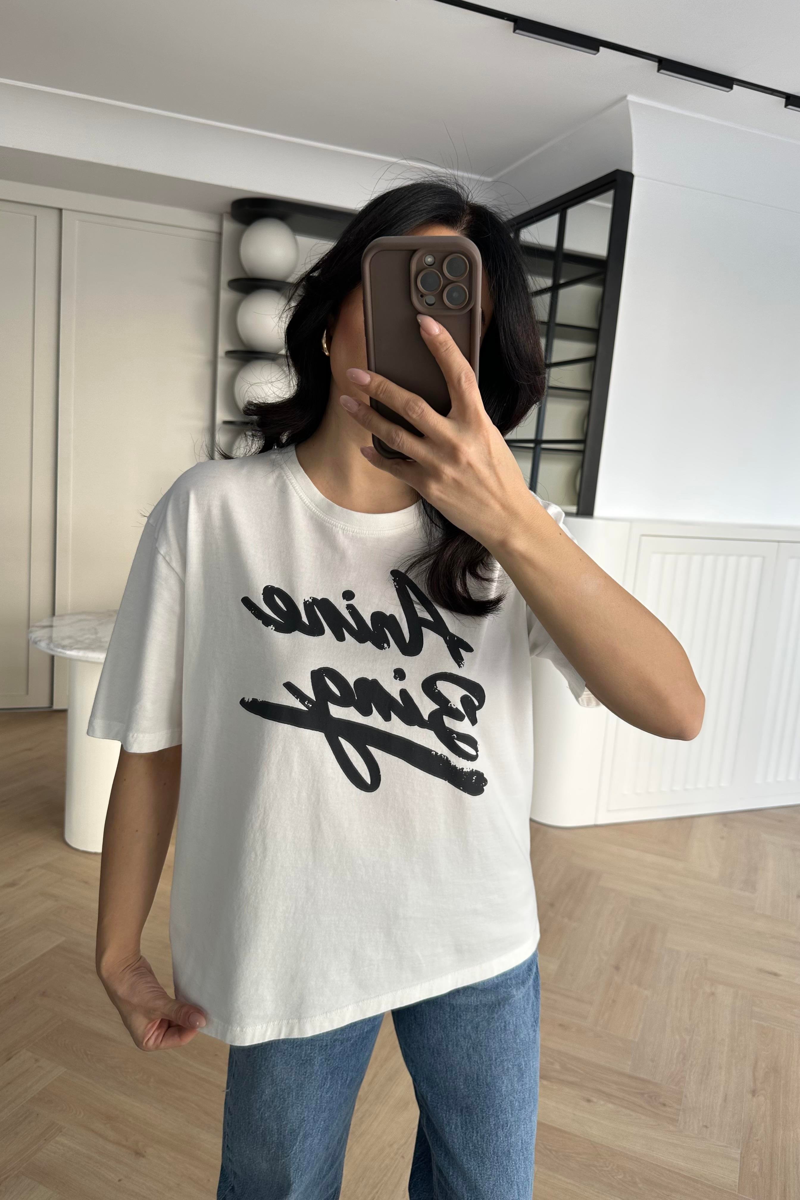 Beyaz Marka Sloganlı Tişört 