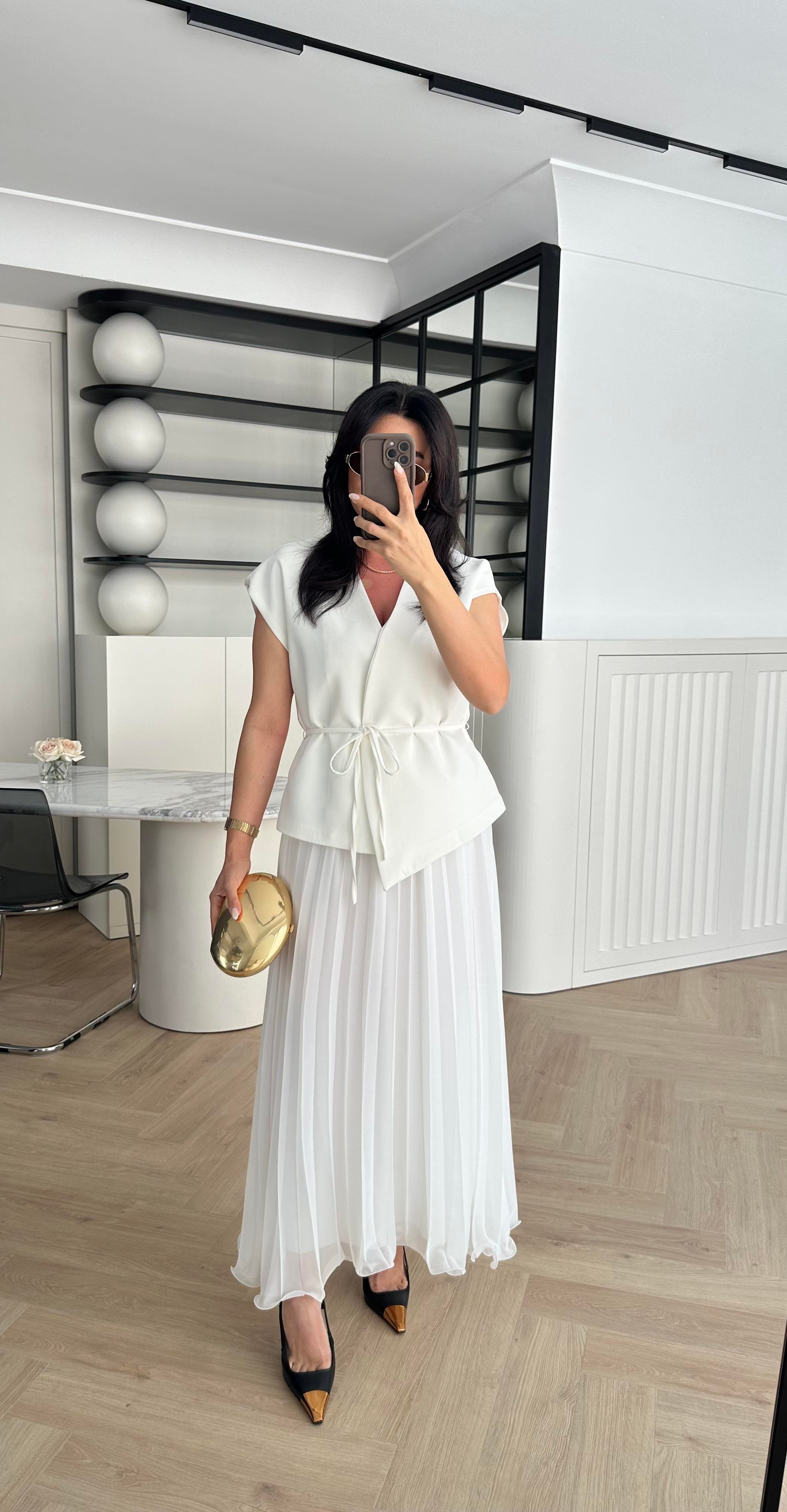Beyaz Piliseli Alt Kısmı Volanlı Pinterest Model Etek