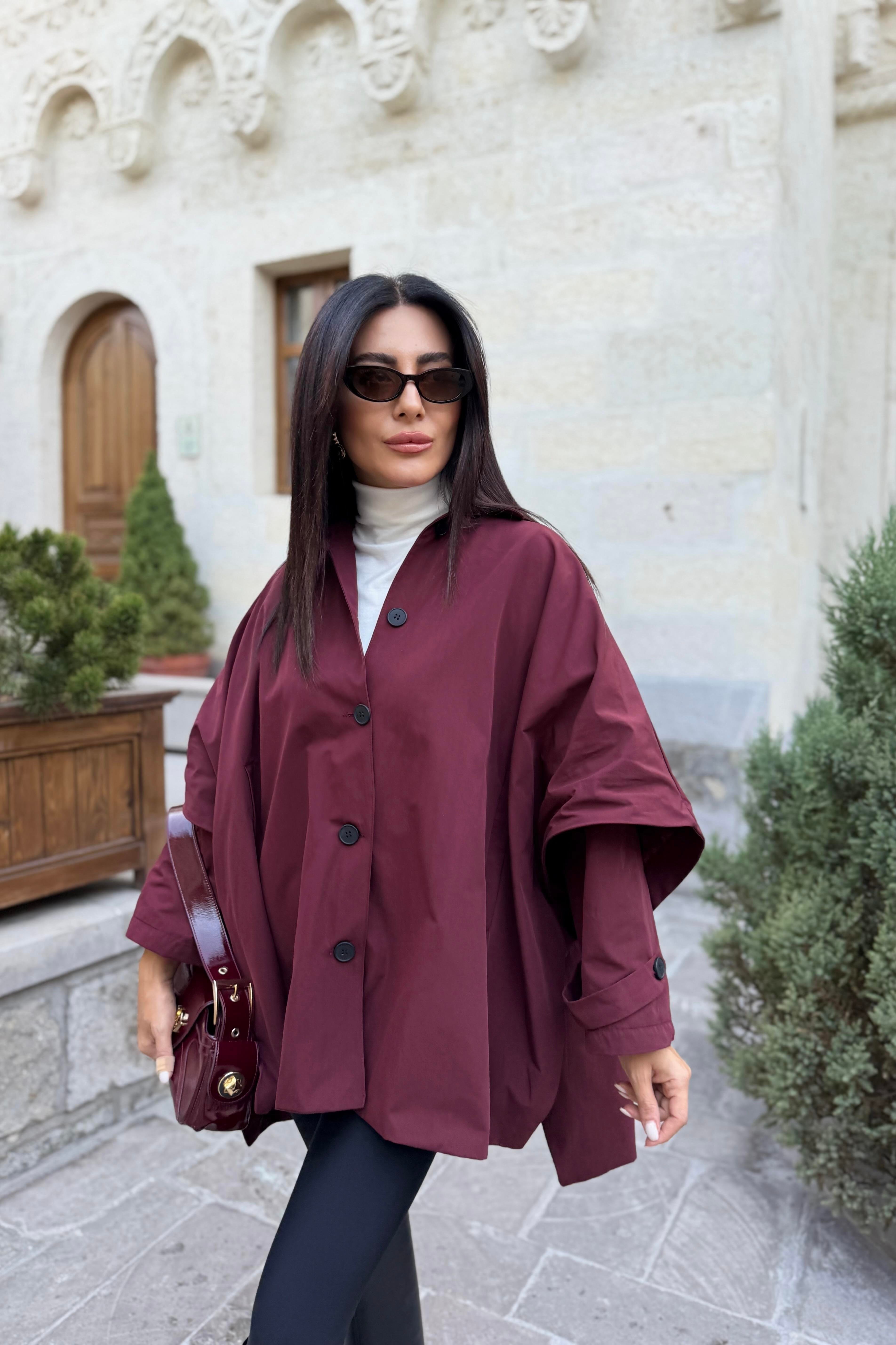 BORDO ASTARLI DÜĞMELİ PANÇO TRENÇKOT