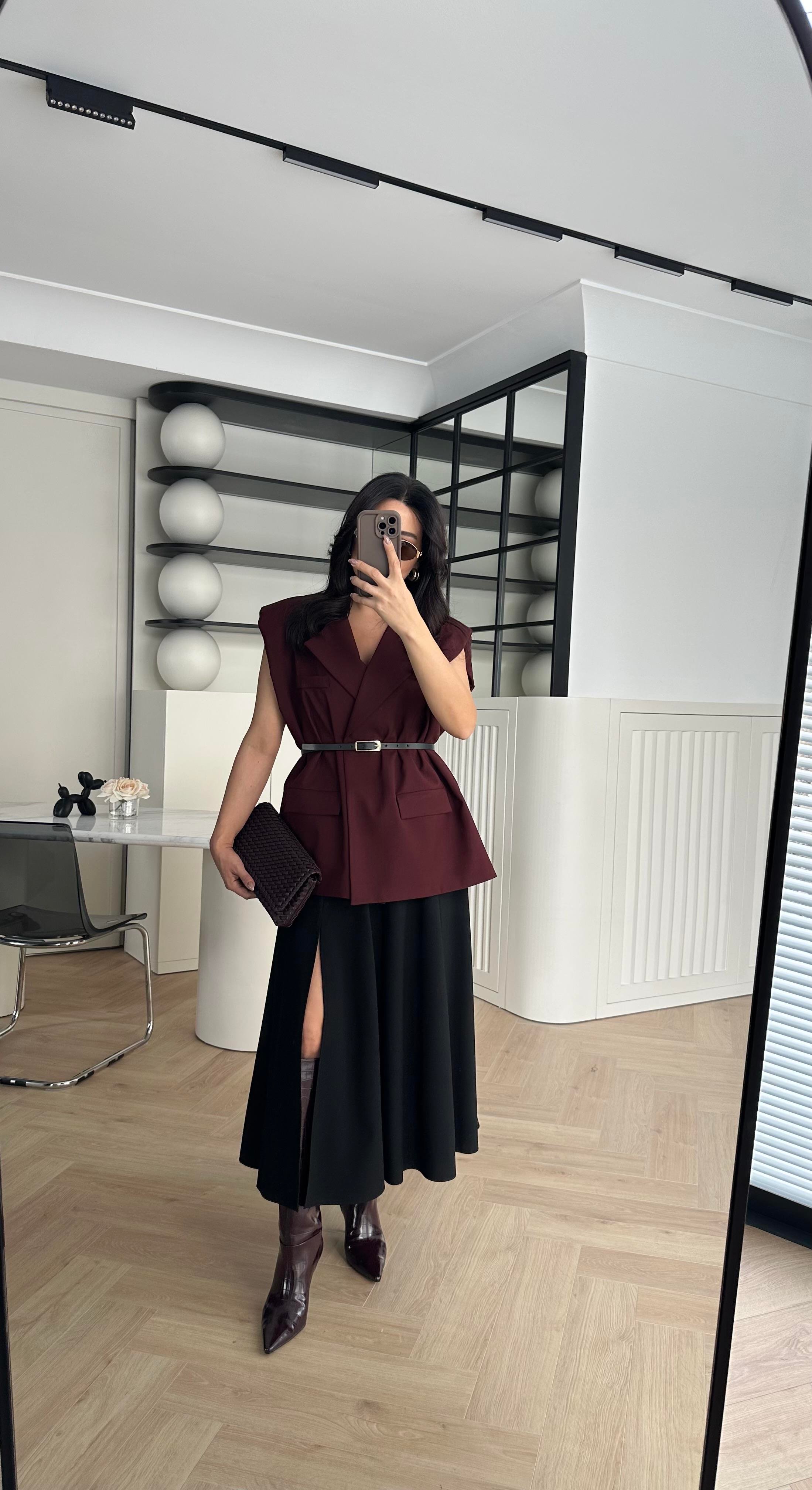 Bordo Astarlı Kemerli Vatkalı Yelek 