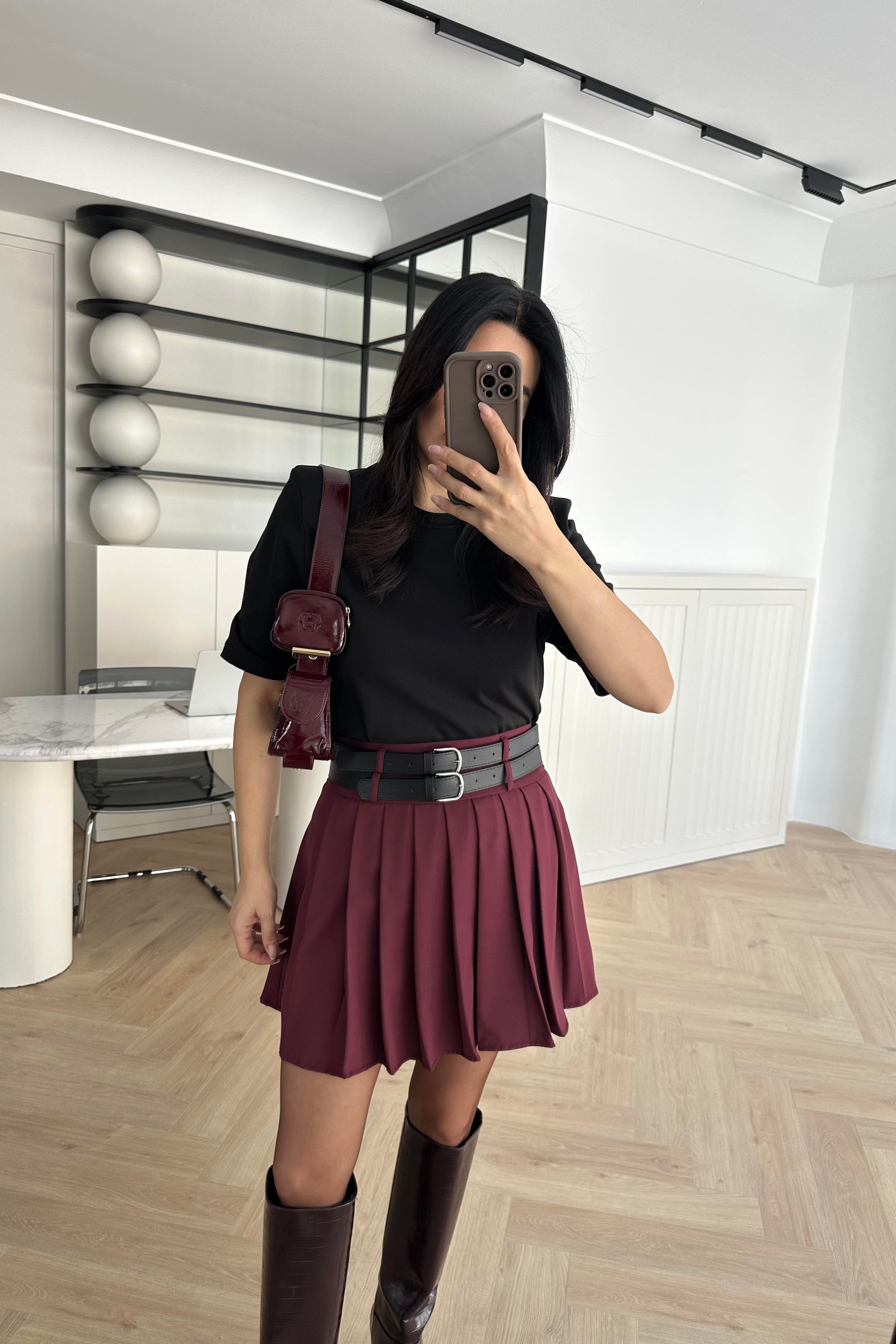 Bordo Çift Kemerli Pileli Etek