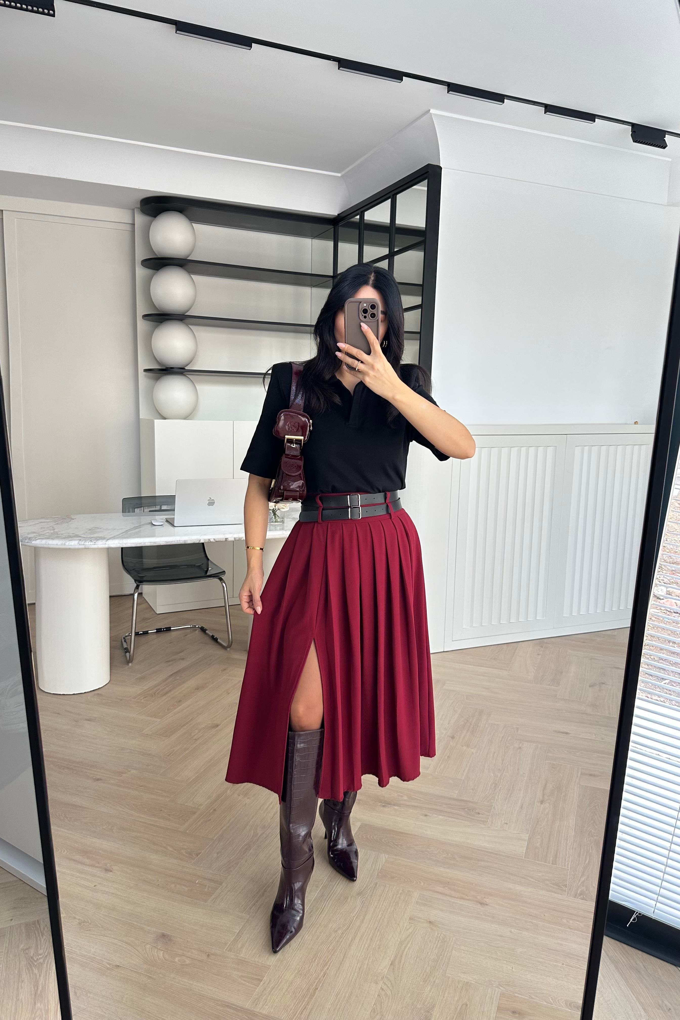 Bordo Çift Kemerli Yırtmaçlı Uzun Etek