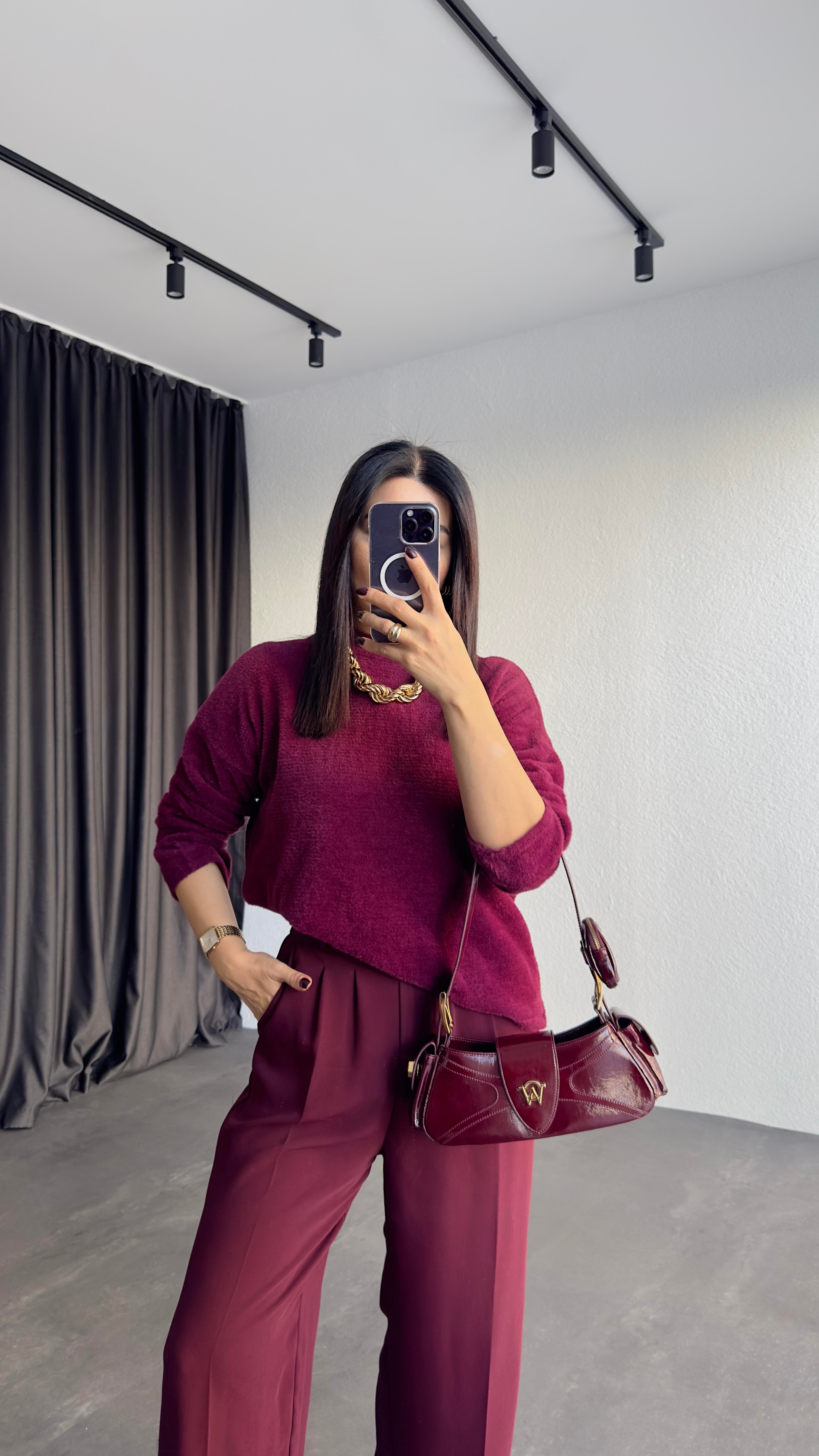 Bordo Renk Sakallı ip Yumoş Triko