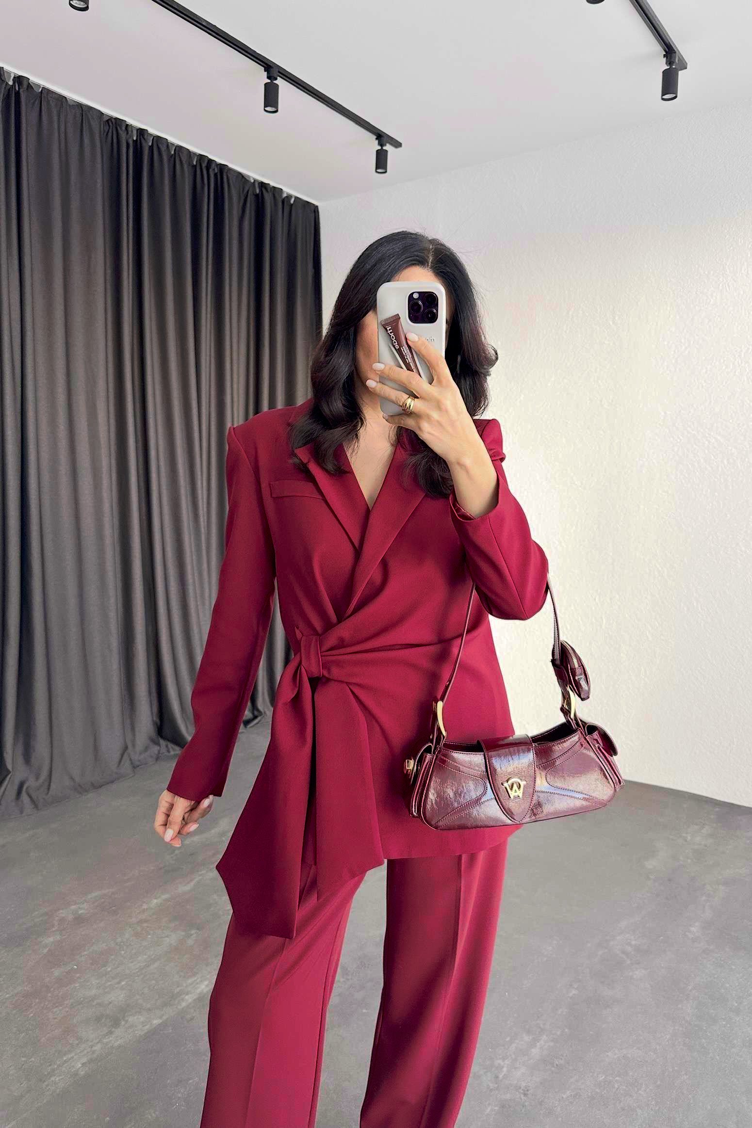 Bordo Renk Vatkalı Bağlama Detaylı Tasarım Blazer Ceket