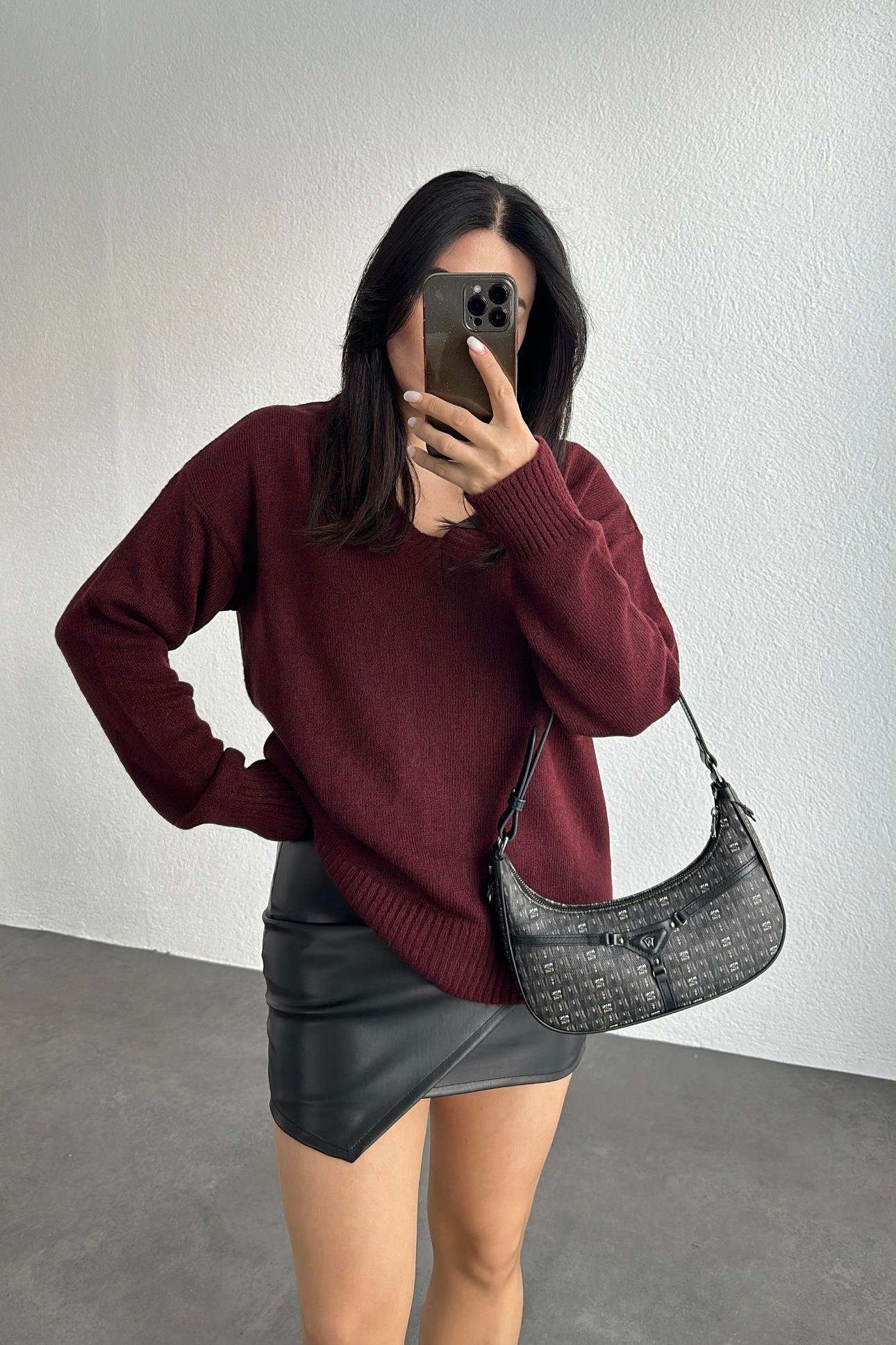 Bordo V Yaka Triko Kazak