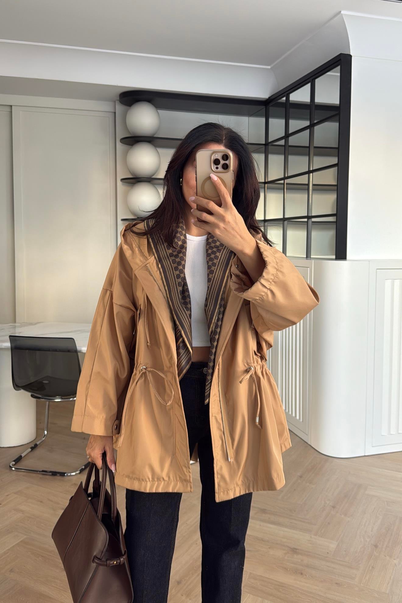 CAMEL ASTARSIZ KISA TRENÇKOT