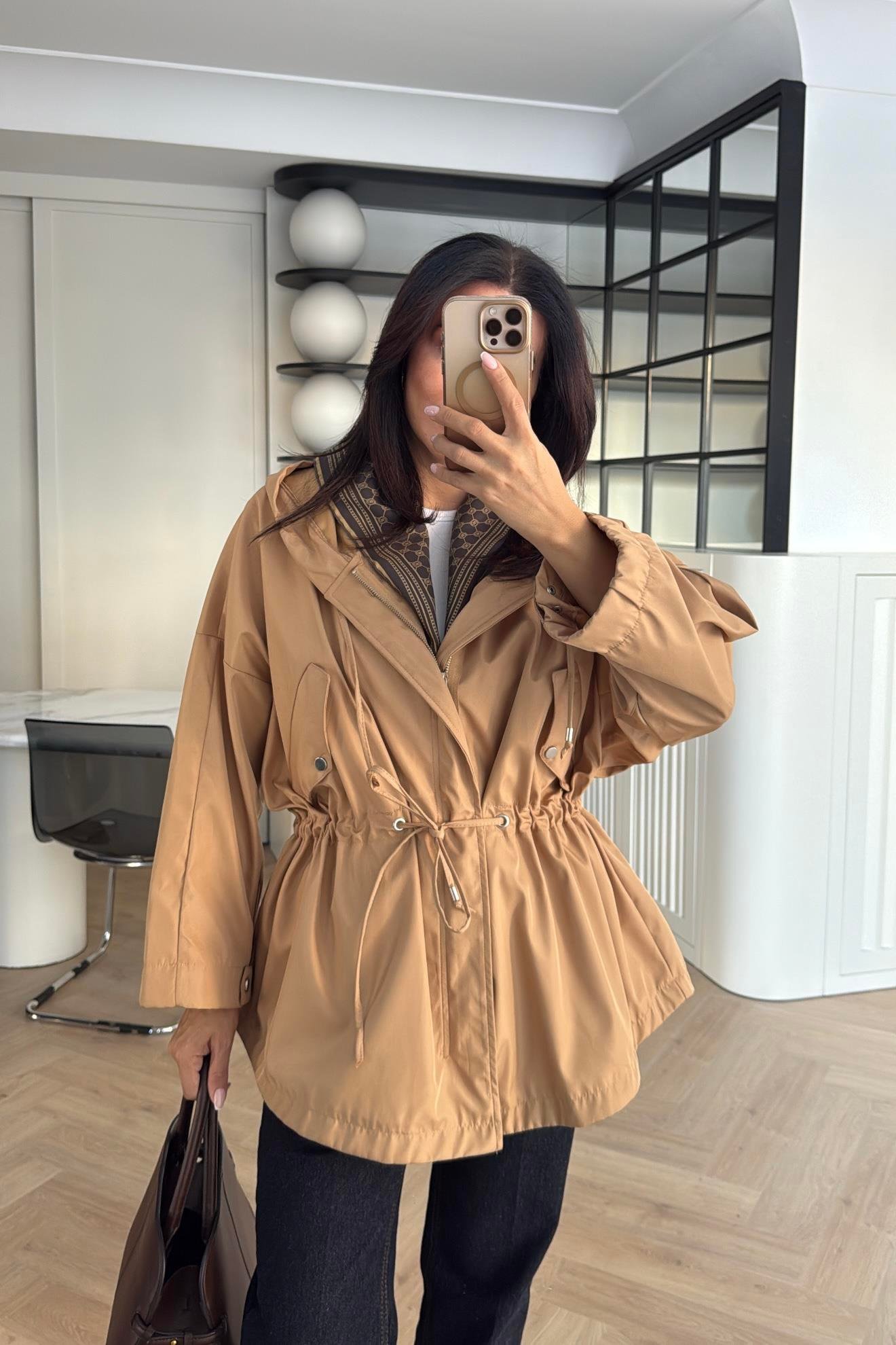 CAMEL ASTARSIZ KISA TRENÇKOT