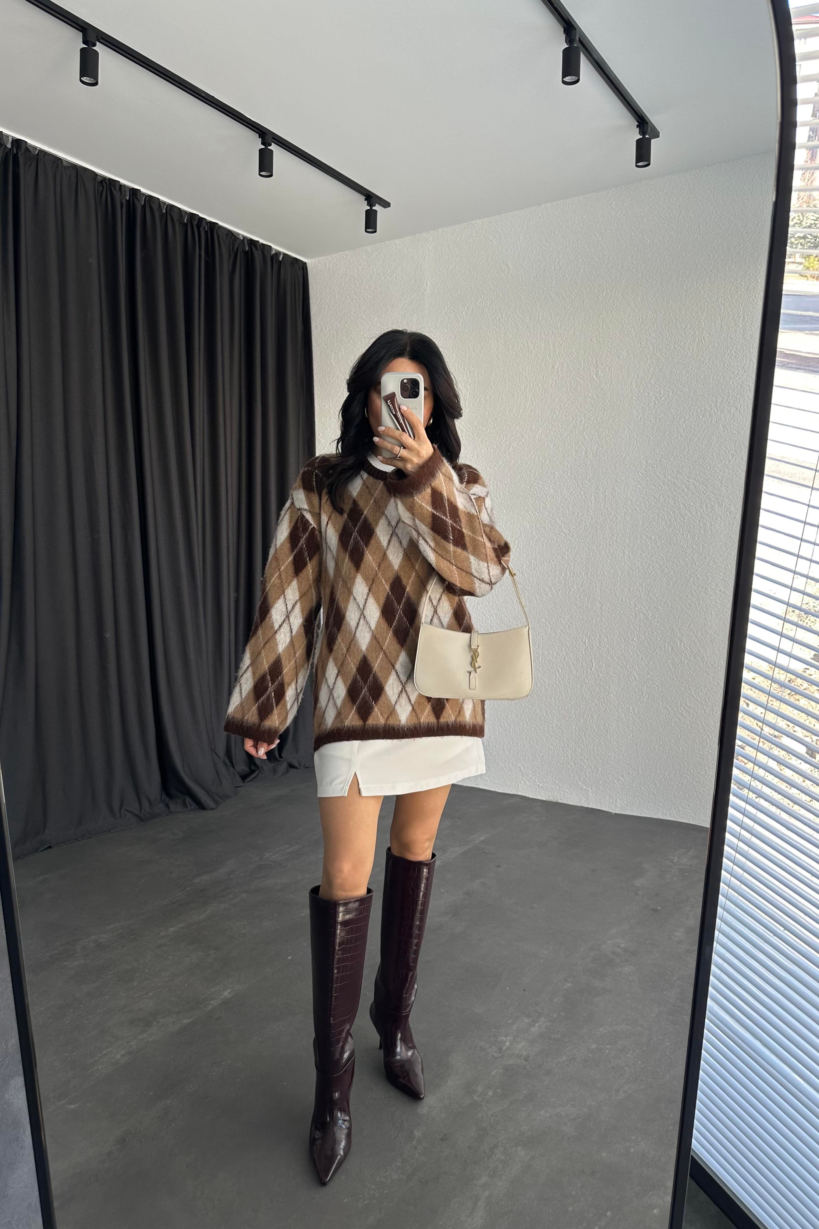 Camel Renk Baklava Desen Şardonlu Kazak