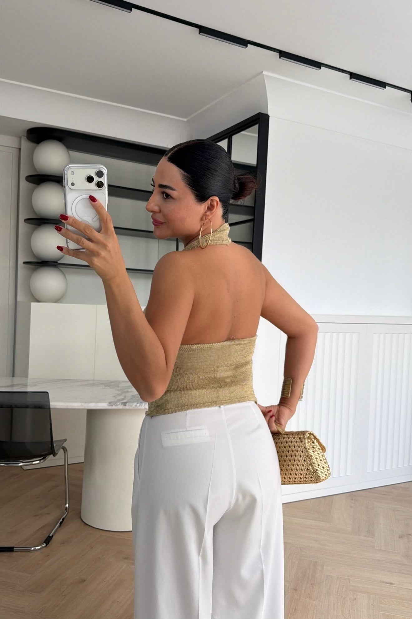 DEGAJE YAKA GOLD SİMLİ BLUZ 