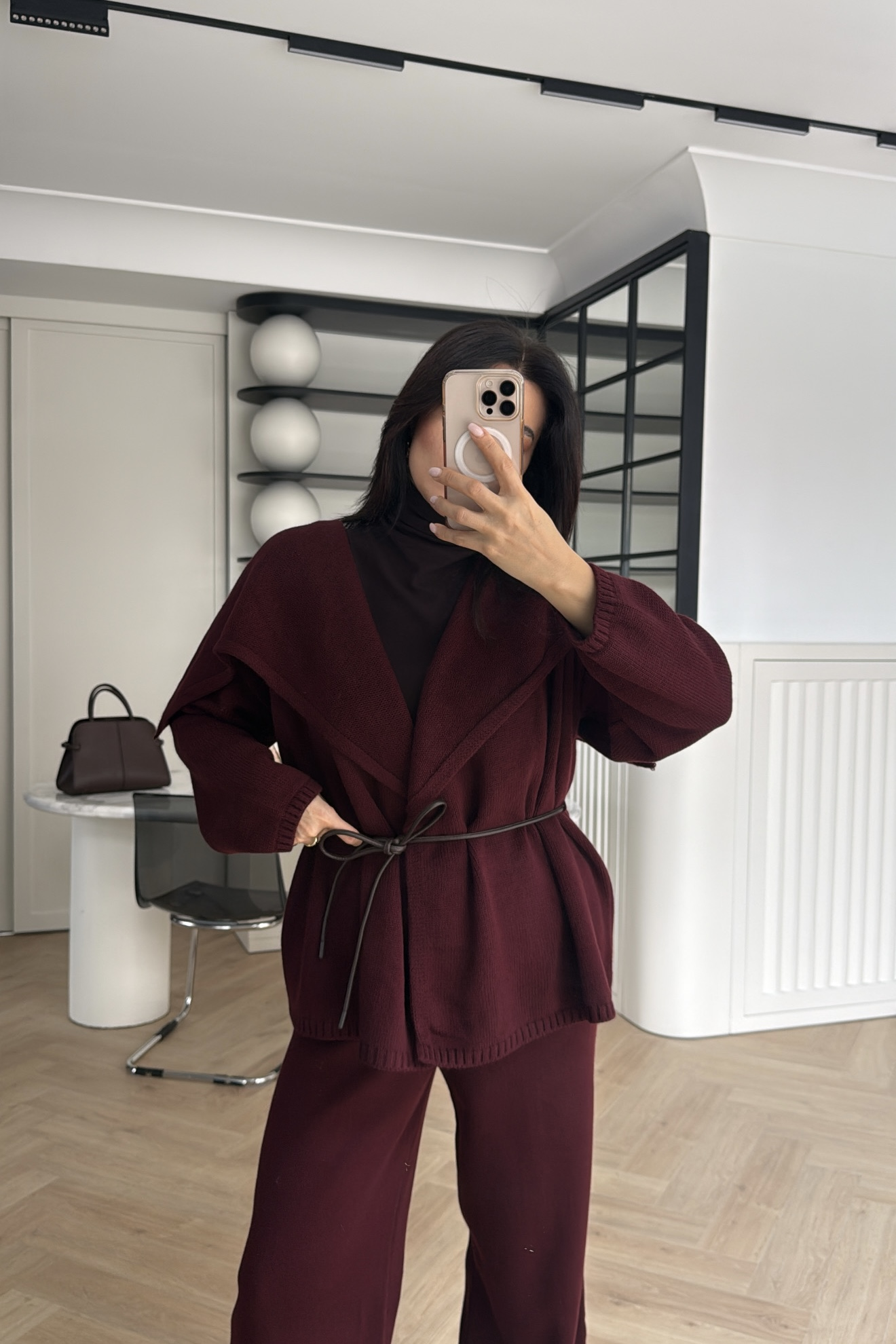 DERİ KEMERLİ TRİKO TAKIM BORDO