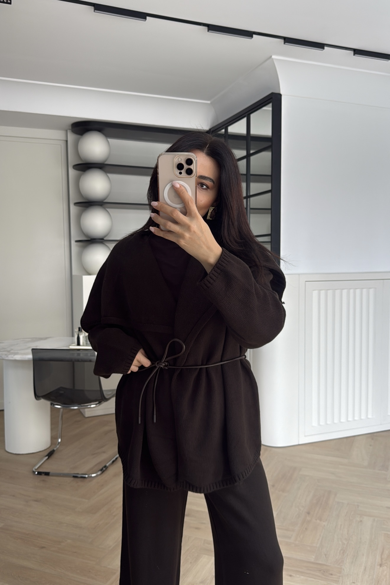 DERİ KEMERLİ TRİKO TAKIM KAHVE