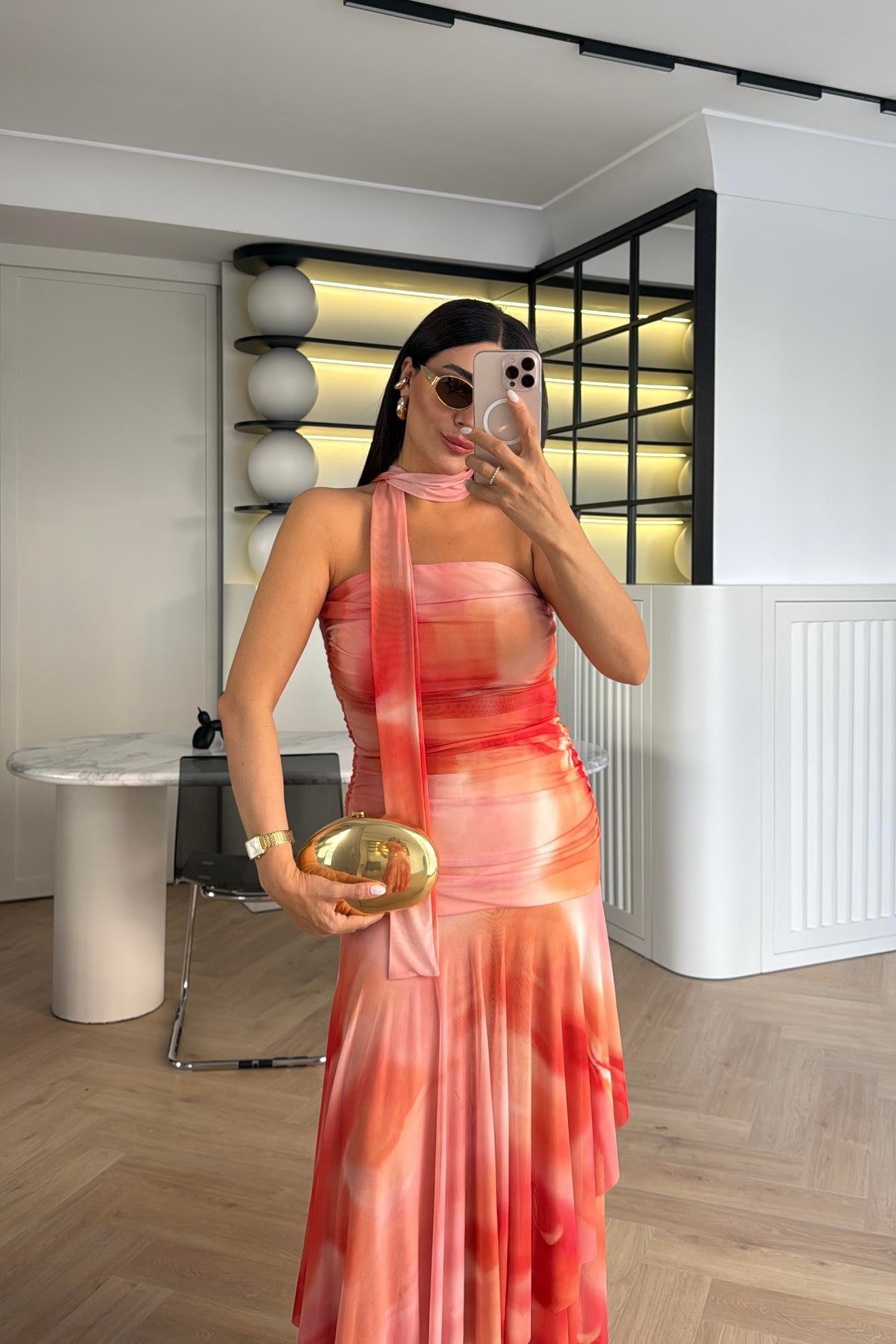 DESENLİ STRAPLEZ RENKLİ ŞİFON ELBİSE