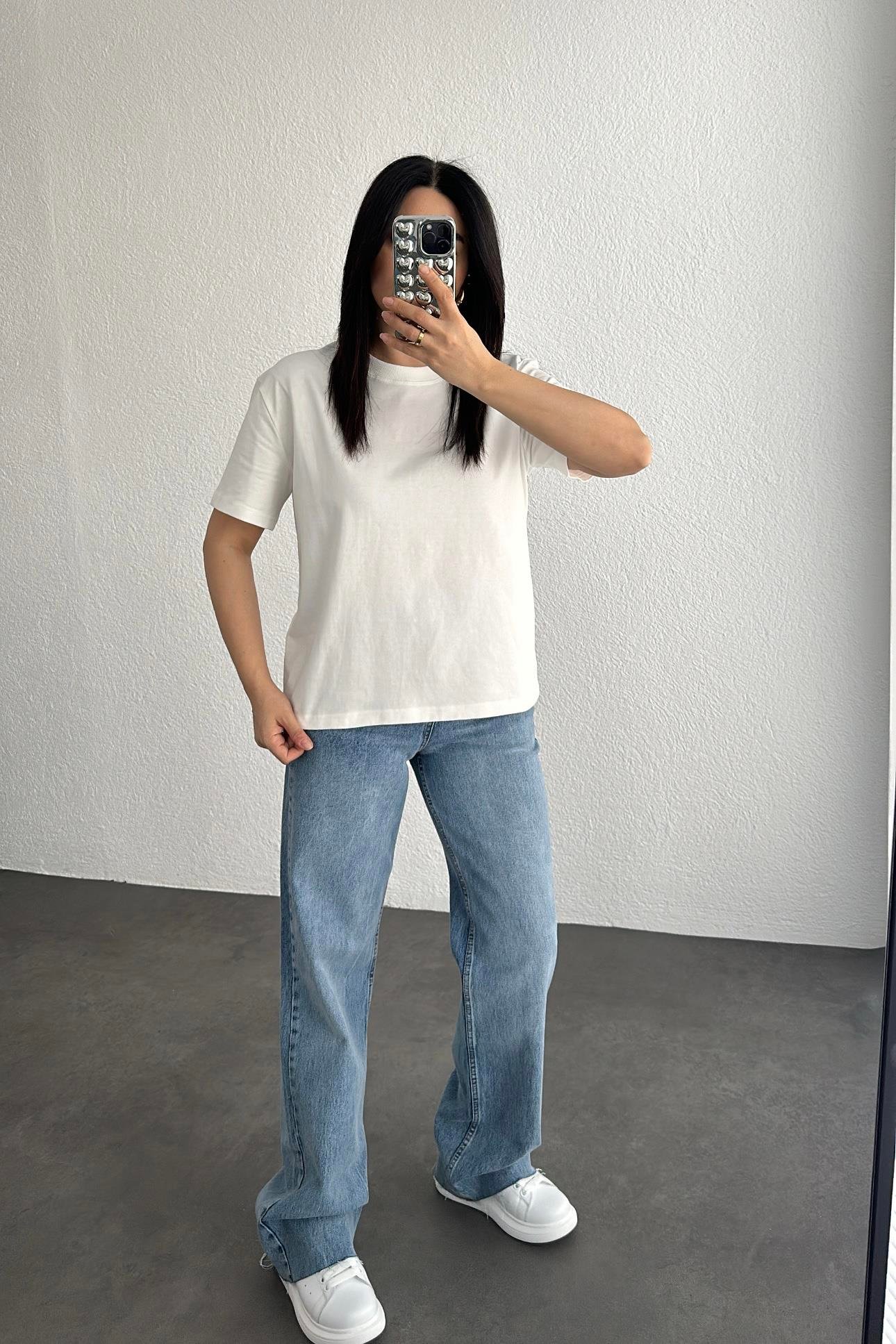 Dilvin Dekoratif Yaka Ekru Basic Tişört 