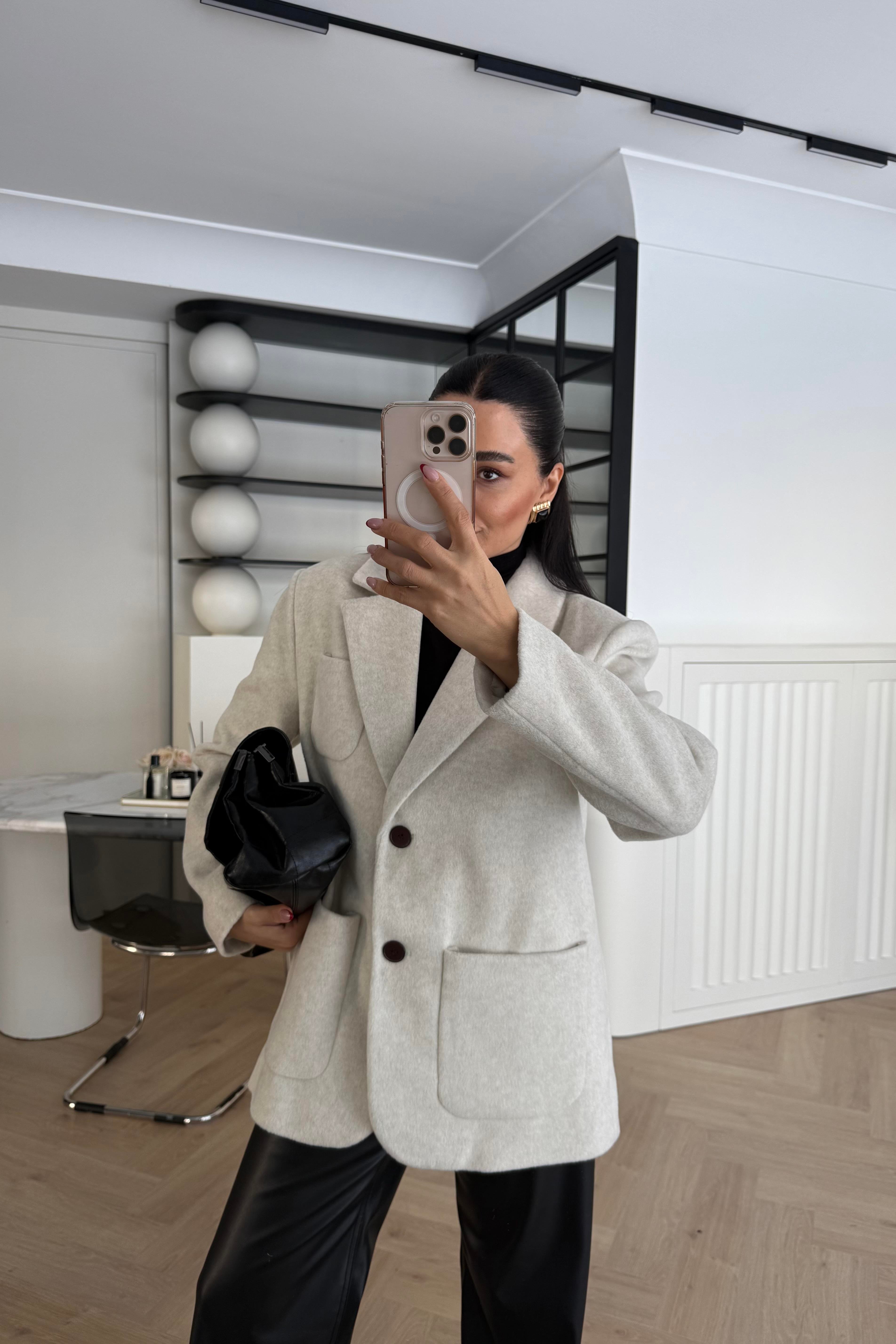 DÜĞMELİ KAŞE BLAZER CEKET EKRU