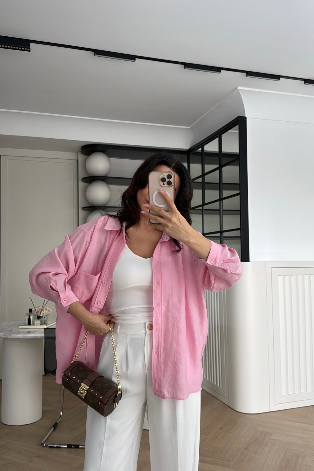 DÜŞÜK OMUZ TENSEL GÖMLEK ŞEKER PEMBE 