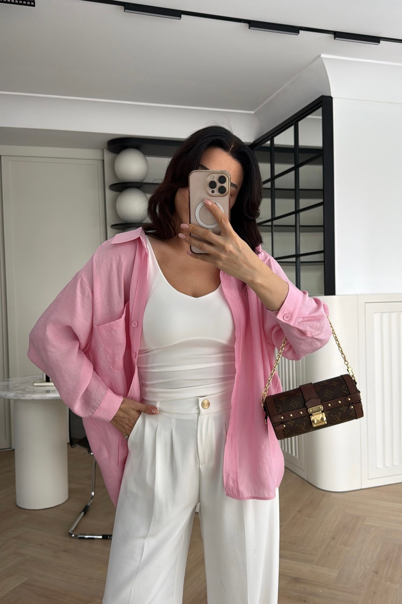 DÜŞÜK OMUZ TENSEL GÖMLEK ŞEKER PEMBE 