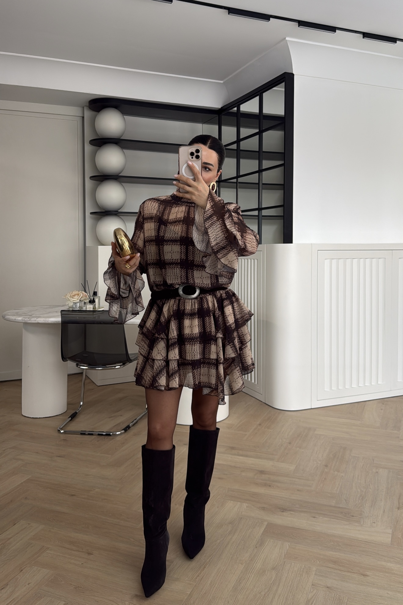 EKOSE DESENLİ BELİ LASTİKLİ ŞİFON ELBİSE 