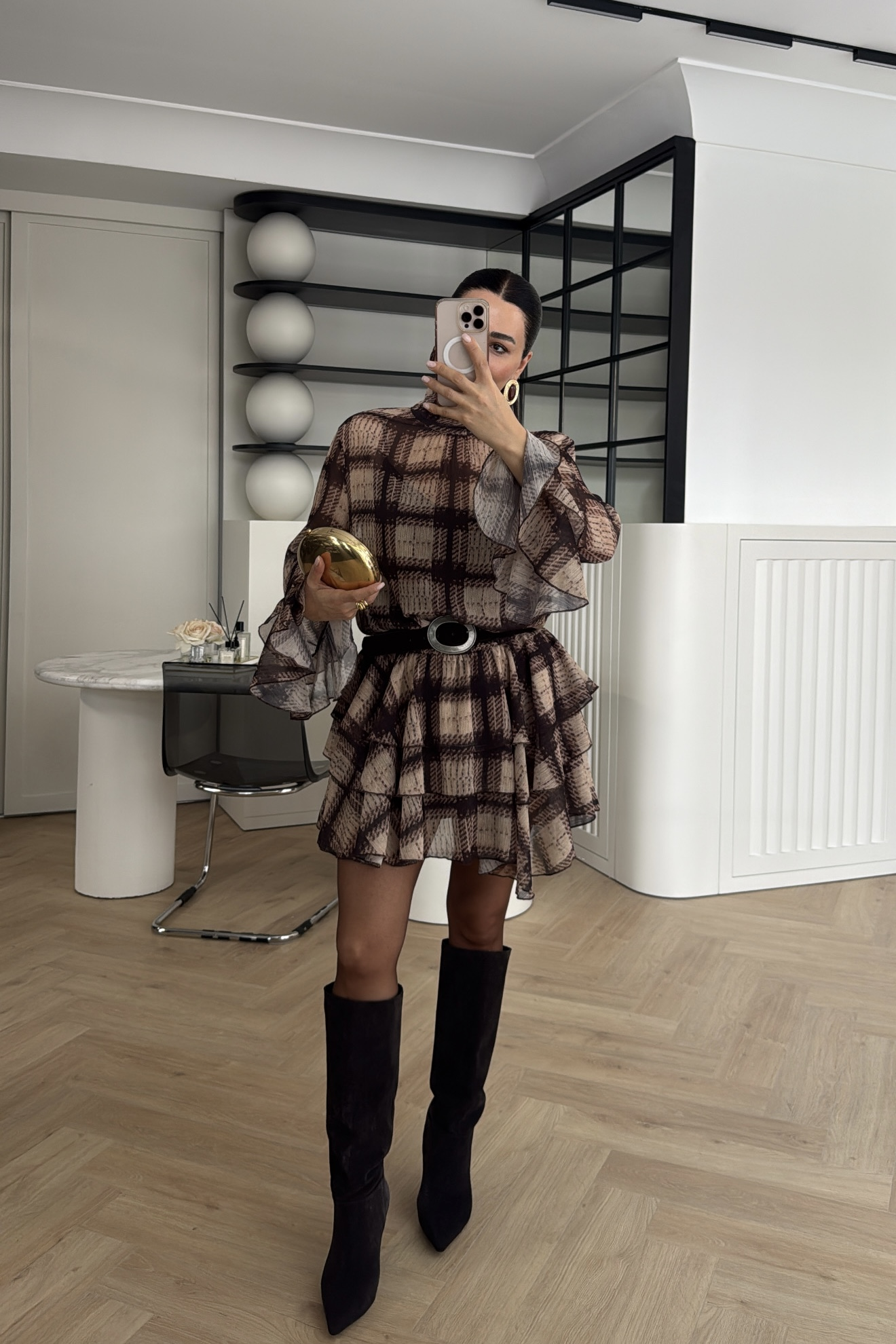 EKOSE DESENLİ BELİ LASTİKLİ ŞİFON ELBİSE 