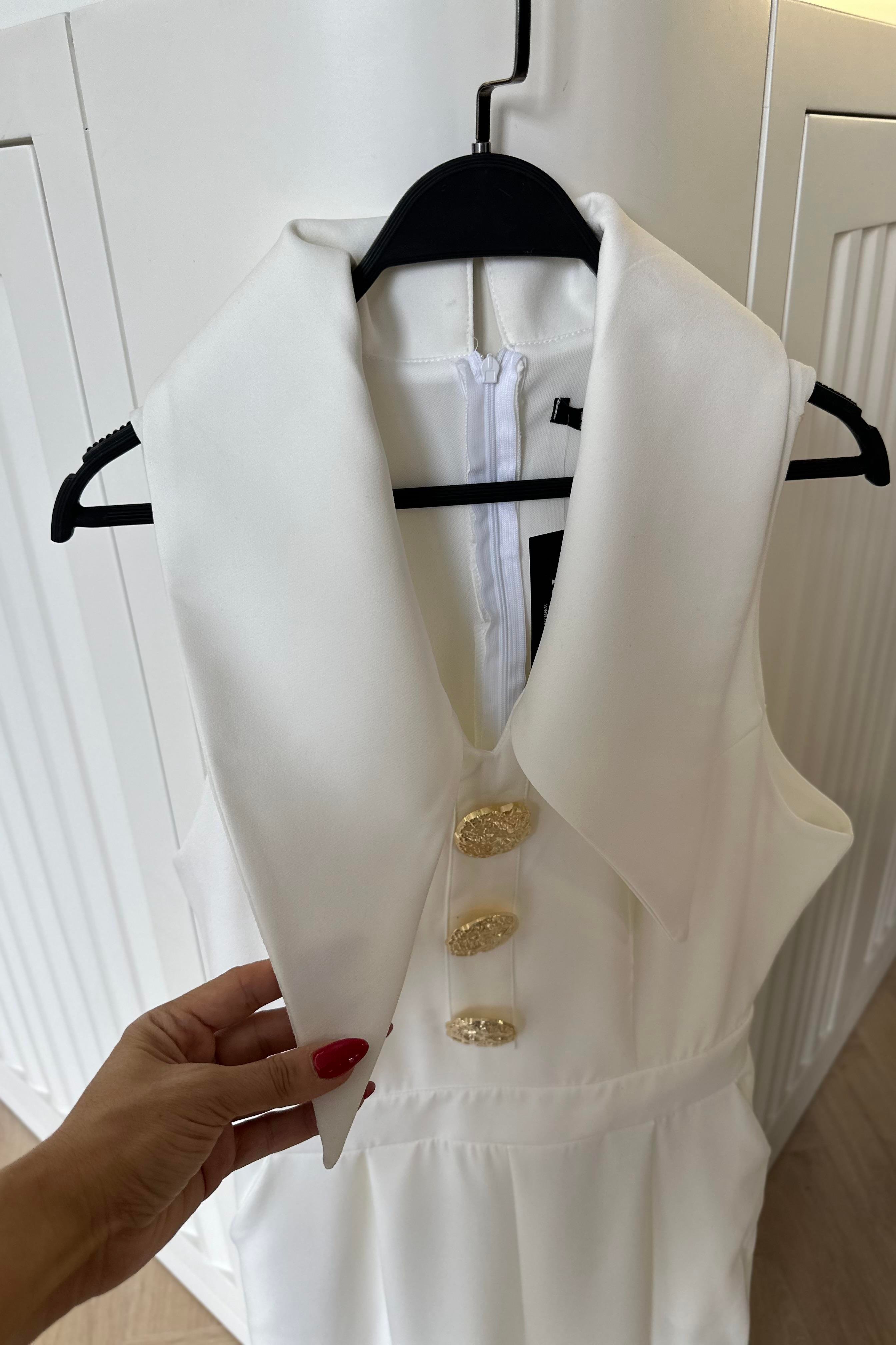 Ekru Gold Düğme Detaylı Tasarım Tulum 