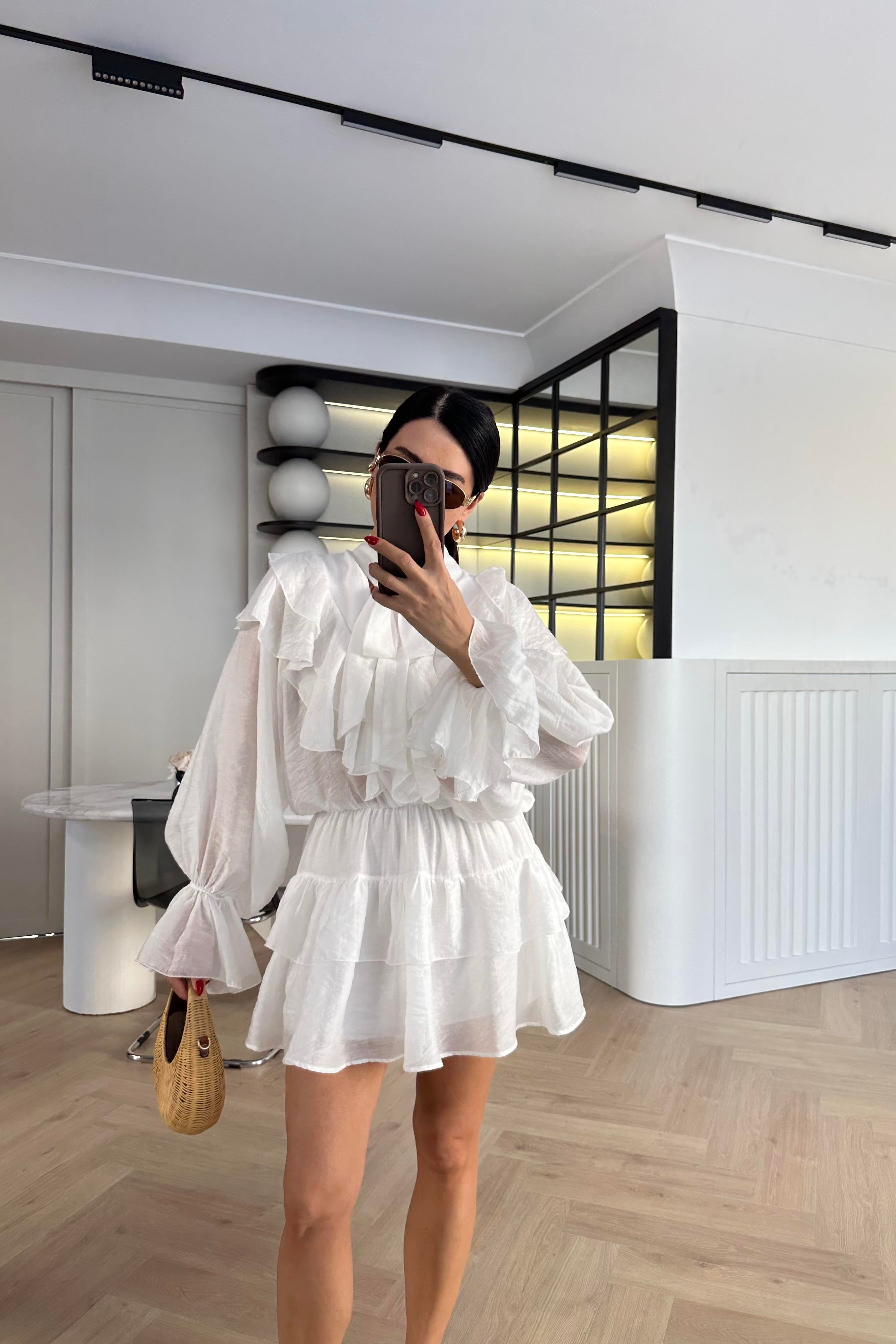 Ekru Katlı Şifon Elbise