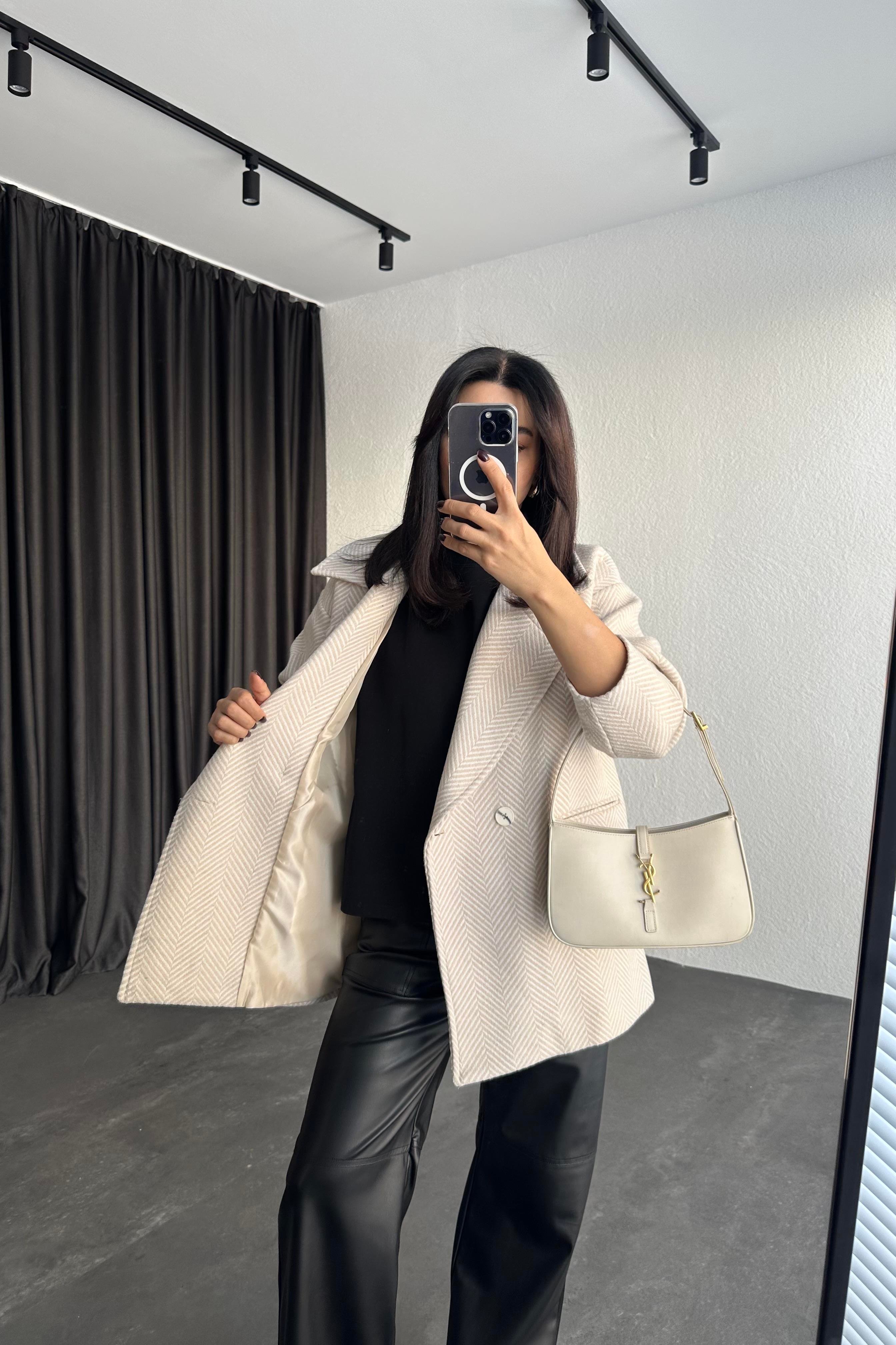 Ekru Kazayağı Desen Kaşe Kaban 