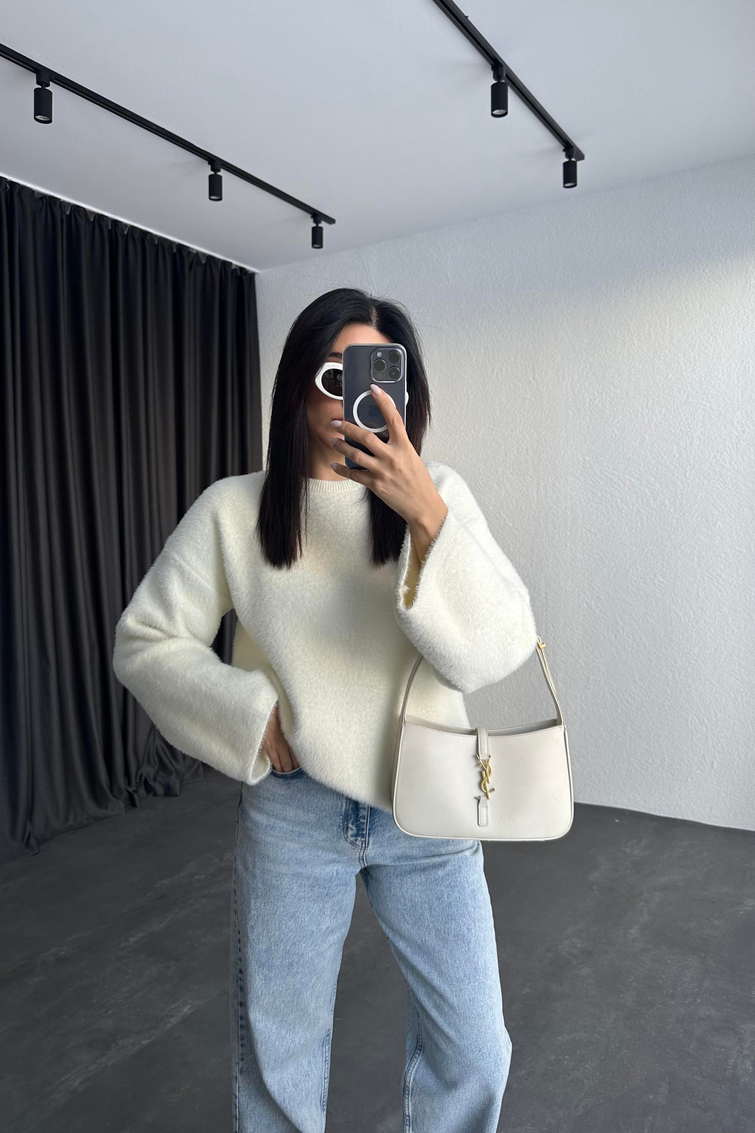 Ekru Sakallı İplik Yumoş Massimo Kazak