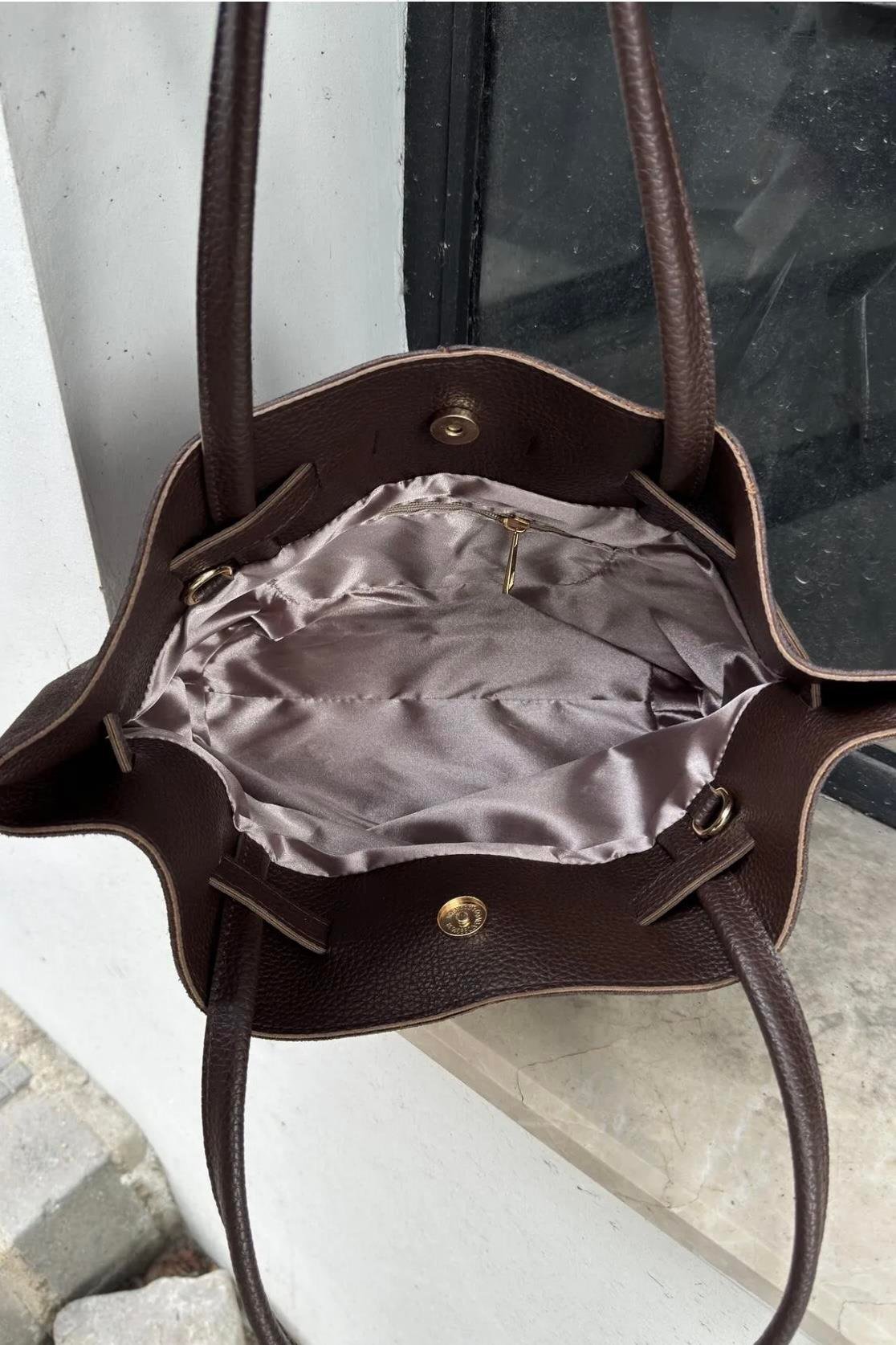 Gerçek Süet Deri Uzun Askili Miknatis Kapamali El ve Omuz Çantasi Kahve