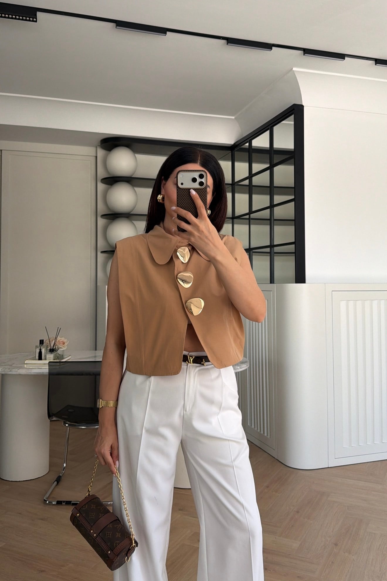 GOLD DÜĞME DETAYLI CROP YELEK CAMEL 