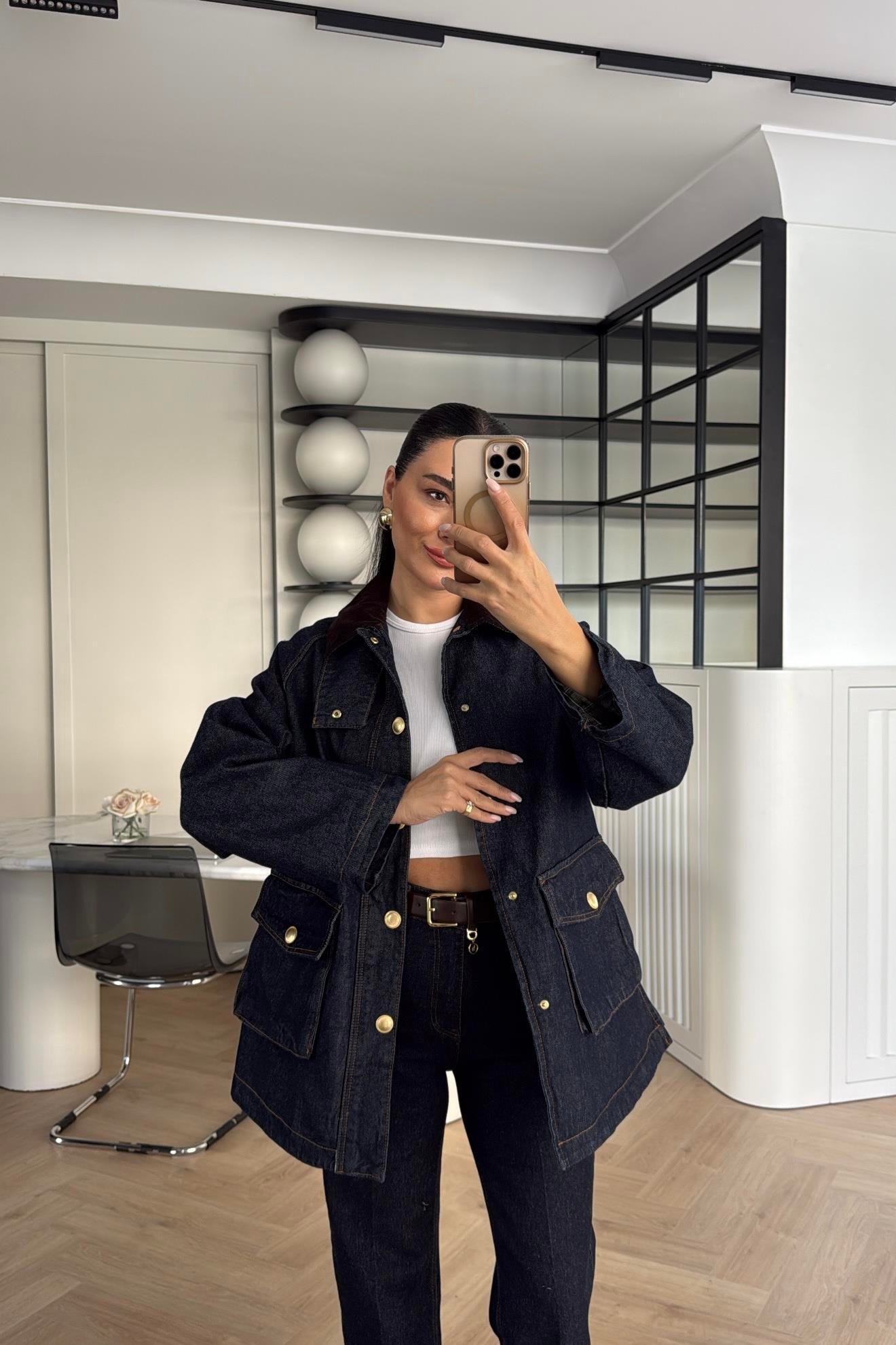 GOLD DÜĞMELİ ASTARI EKOSELİ DENİM CEKET