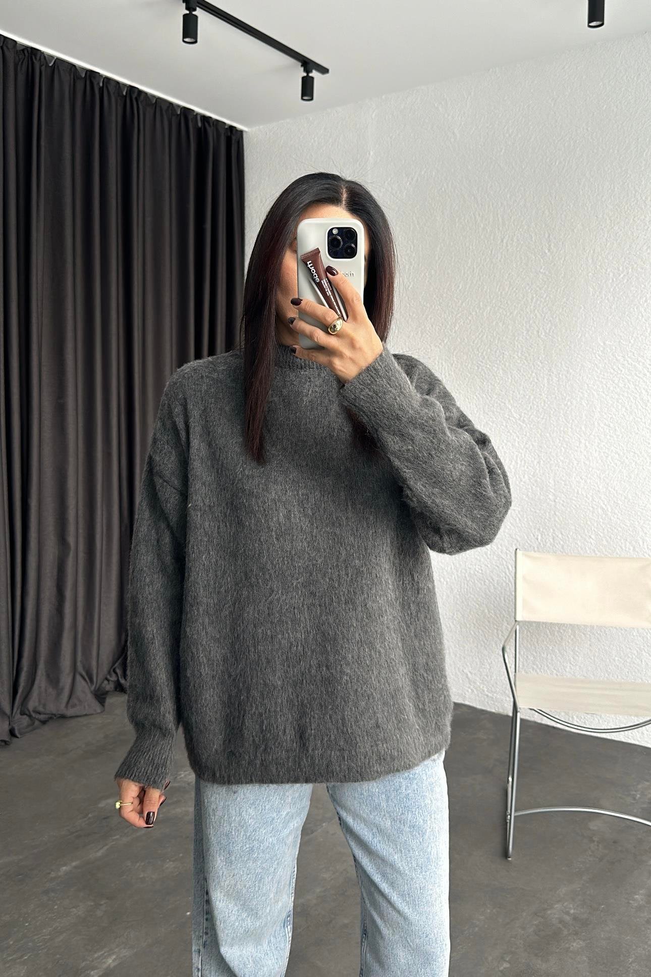 Gri Marka Model Bisiklet Yaka Şardonlu Basic Triko Kazak