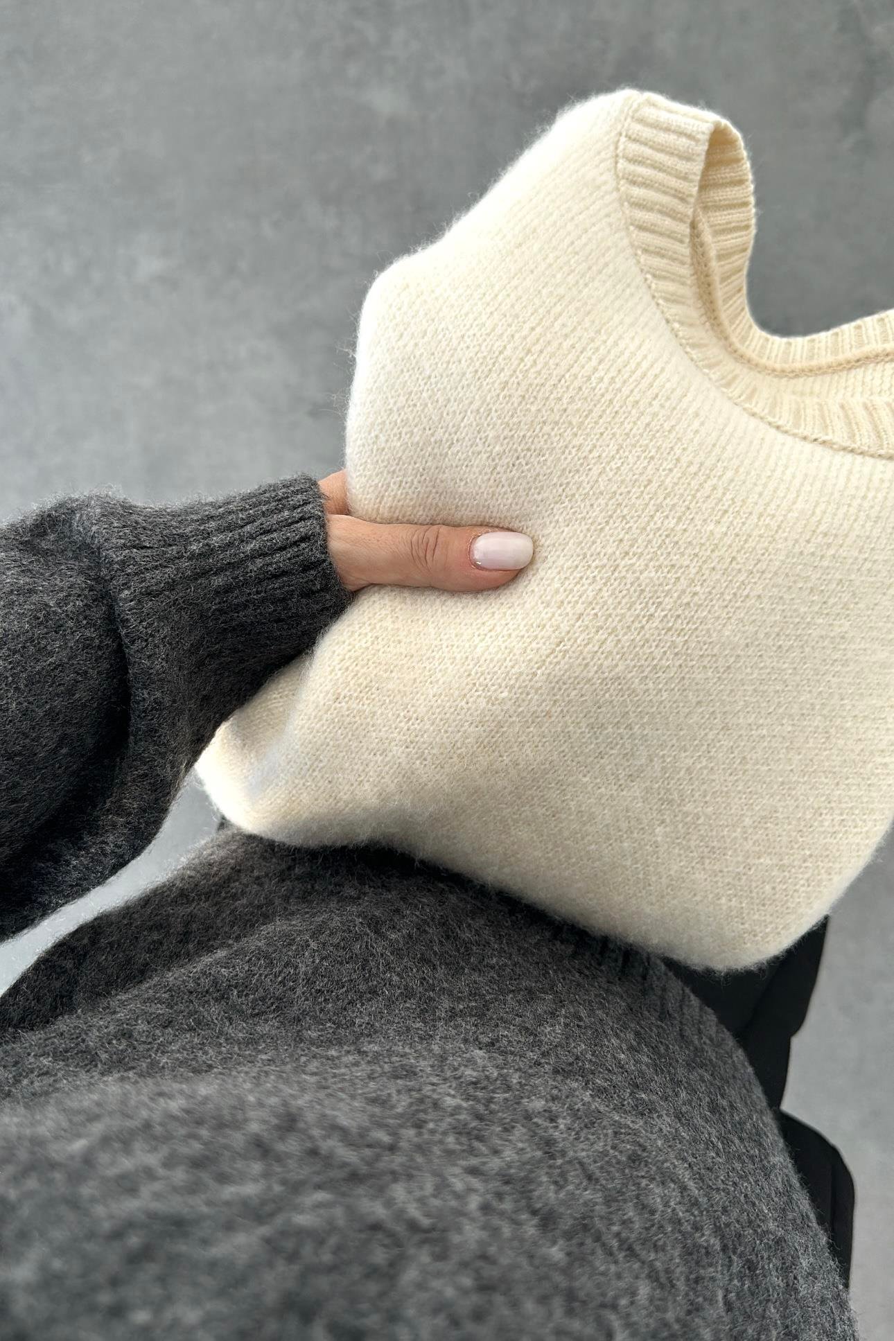 Gri Renk Şardonlu Kazak