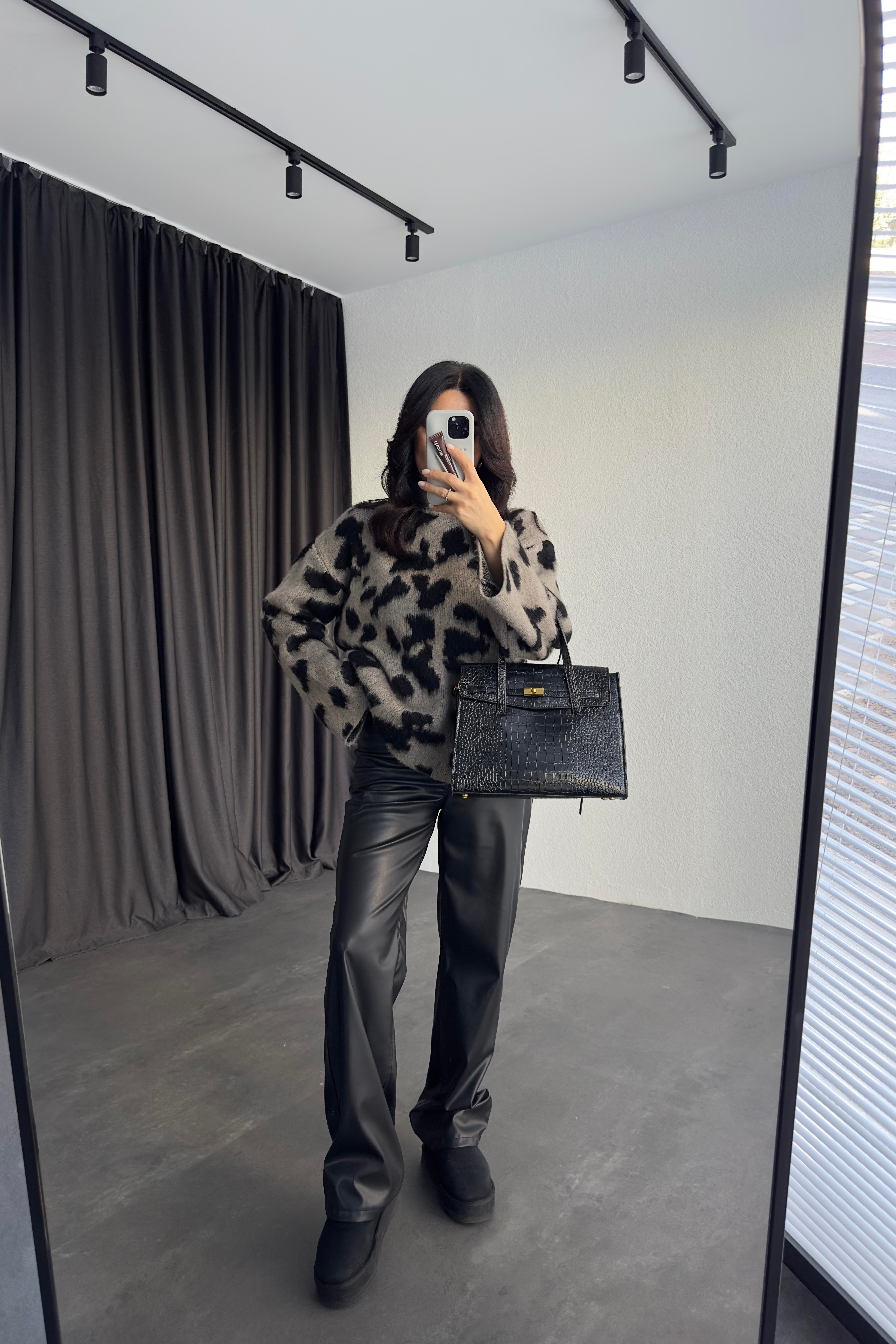 Gri Yarım Balıkçı Desenli Kazak 