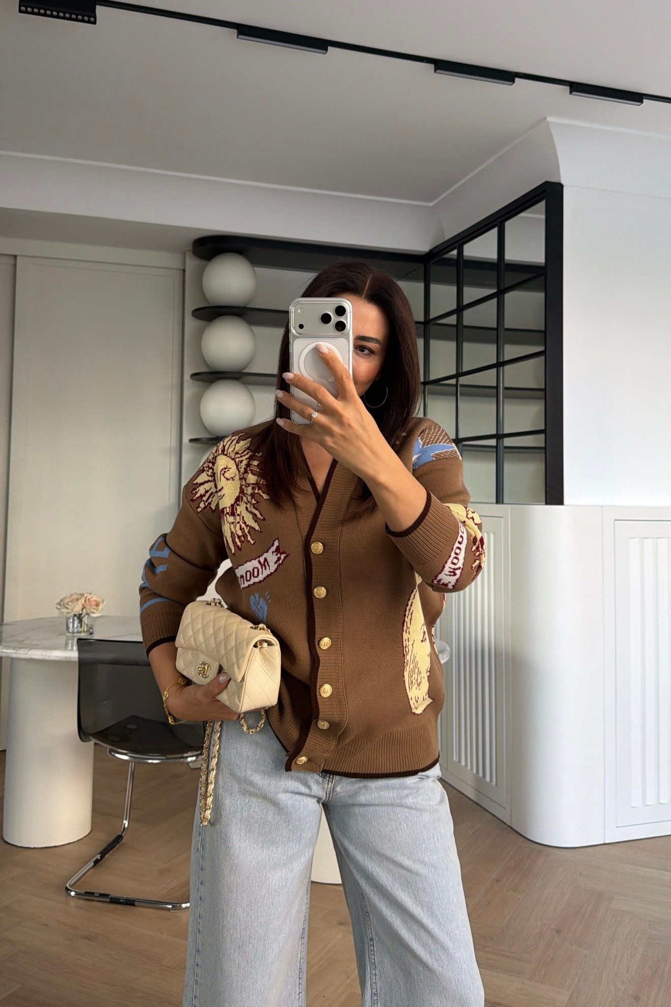 GÜNEŞ DESENLİ OVERSİZE HIRKA KAHVE