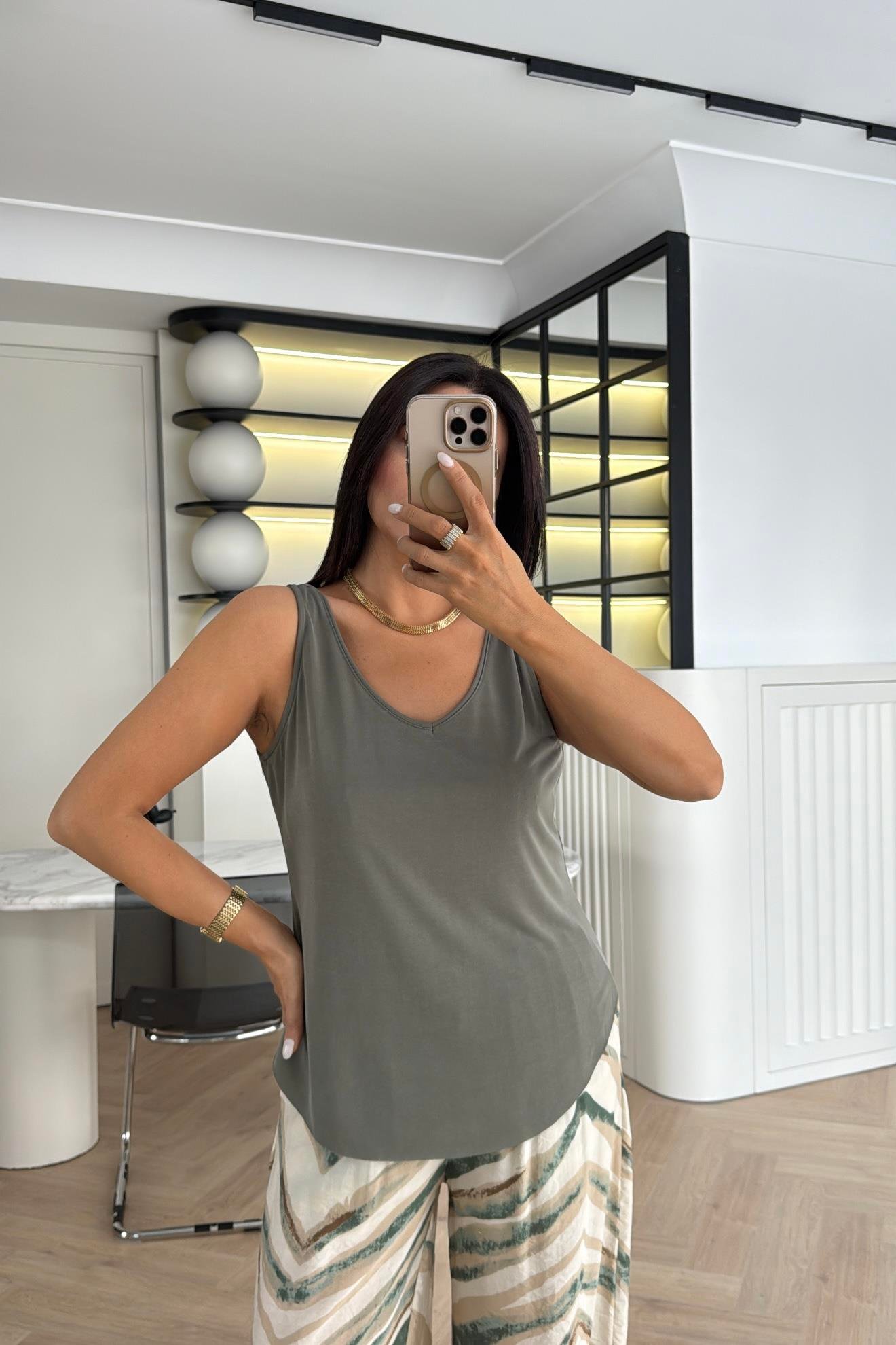 HAKİ KOLSUZ MODAL KUMAŞ ATLET