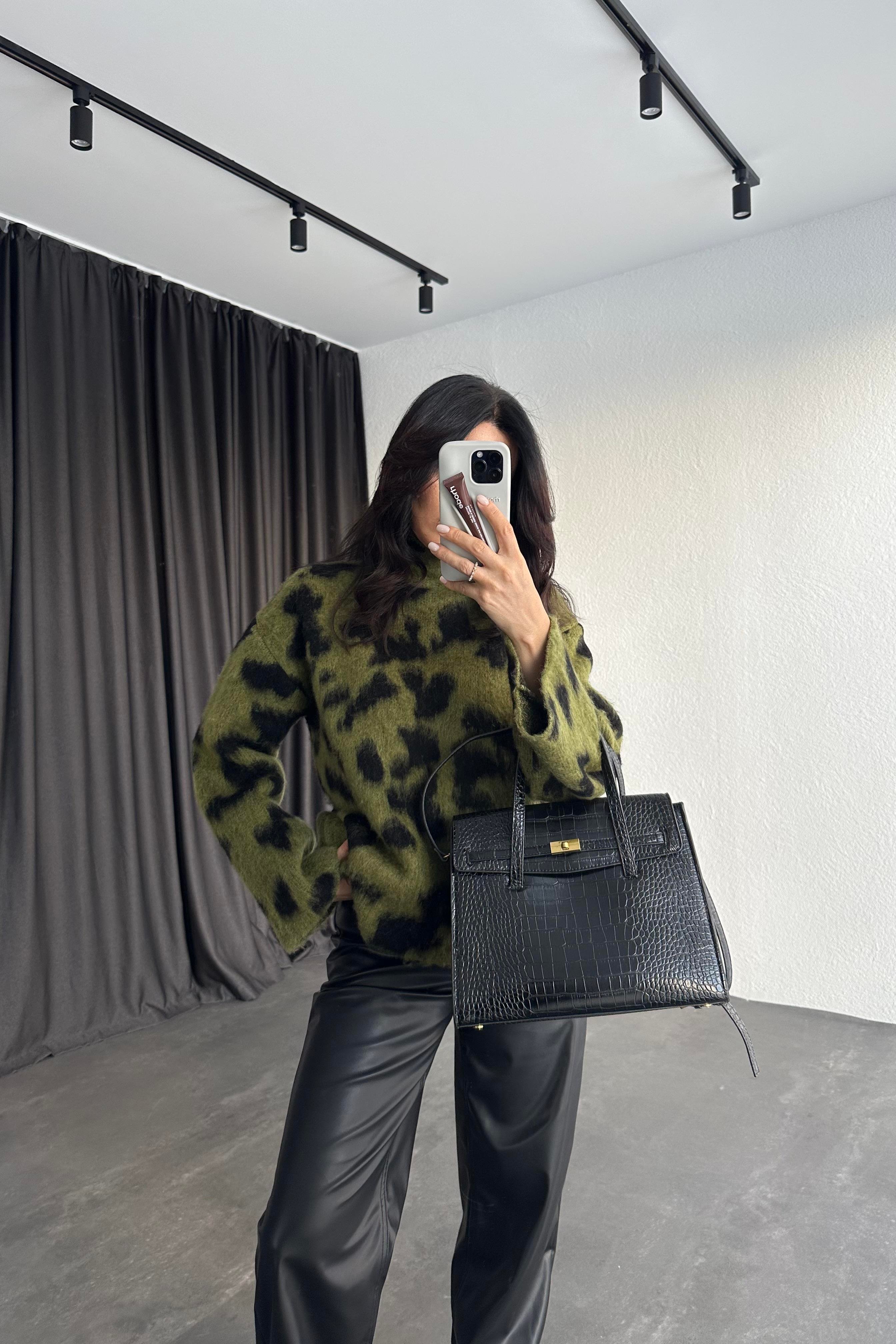 Haki Yarım Balıkçı Desenli Kazak