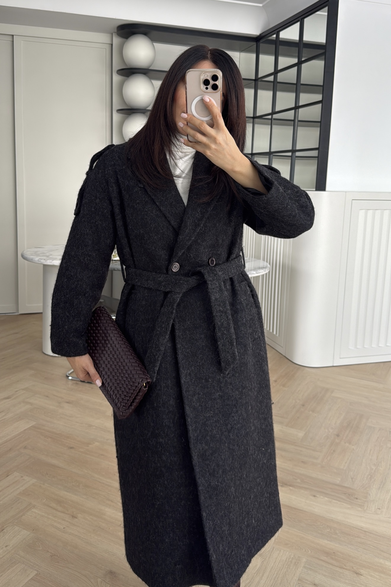 HOLLYWOOD MODEL ASTARLI KAŞE KABAN GRİ SİYAH 