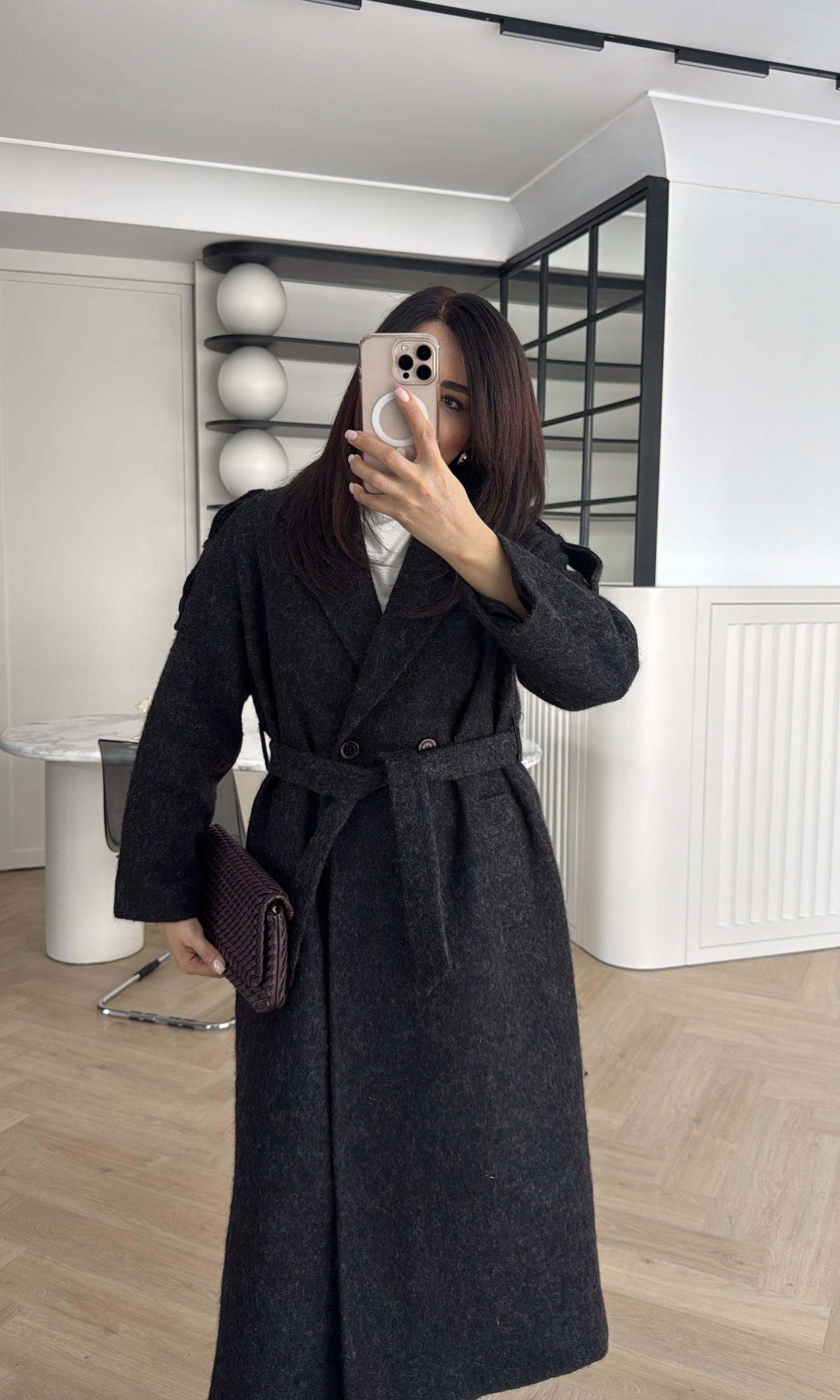 HOLLYWOOD MODEL ASTARLI KAŞE KABAN GRİ SİYAH 