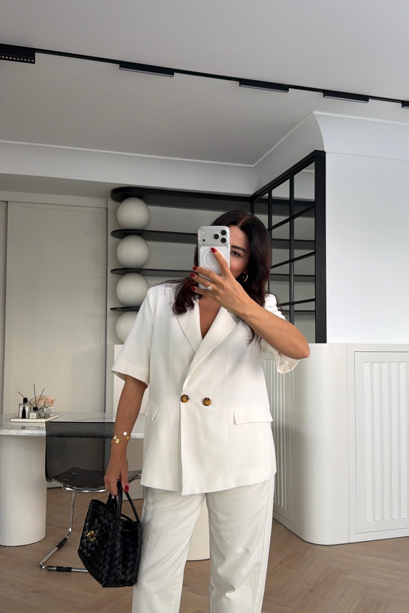 İKİ DÜĞMELİ KISAKOL CEKET BEYAZ 