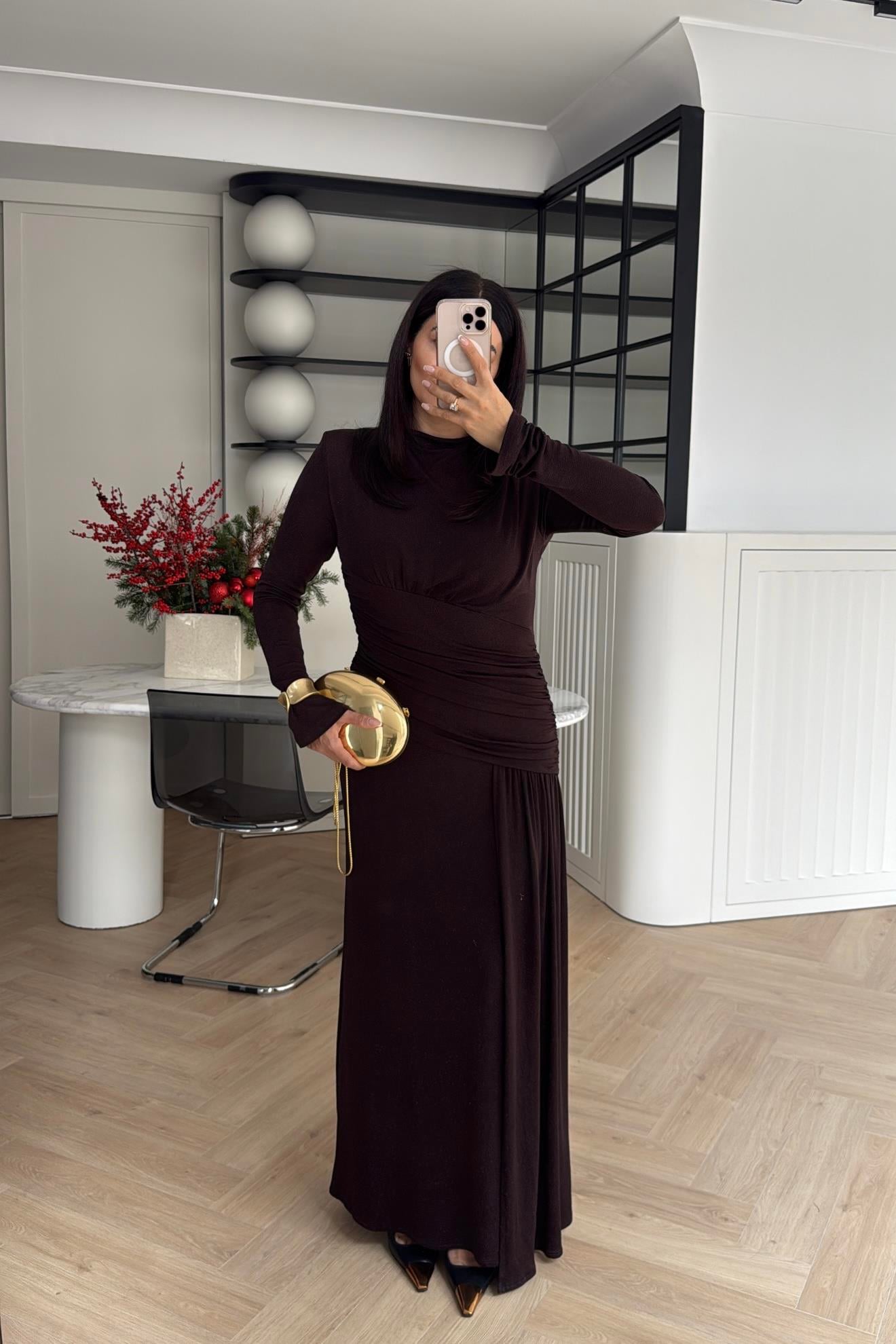 IŞILTILI MAXİ BOY TASARIM ELBİSE KAHVE