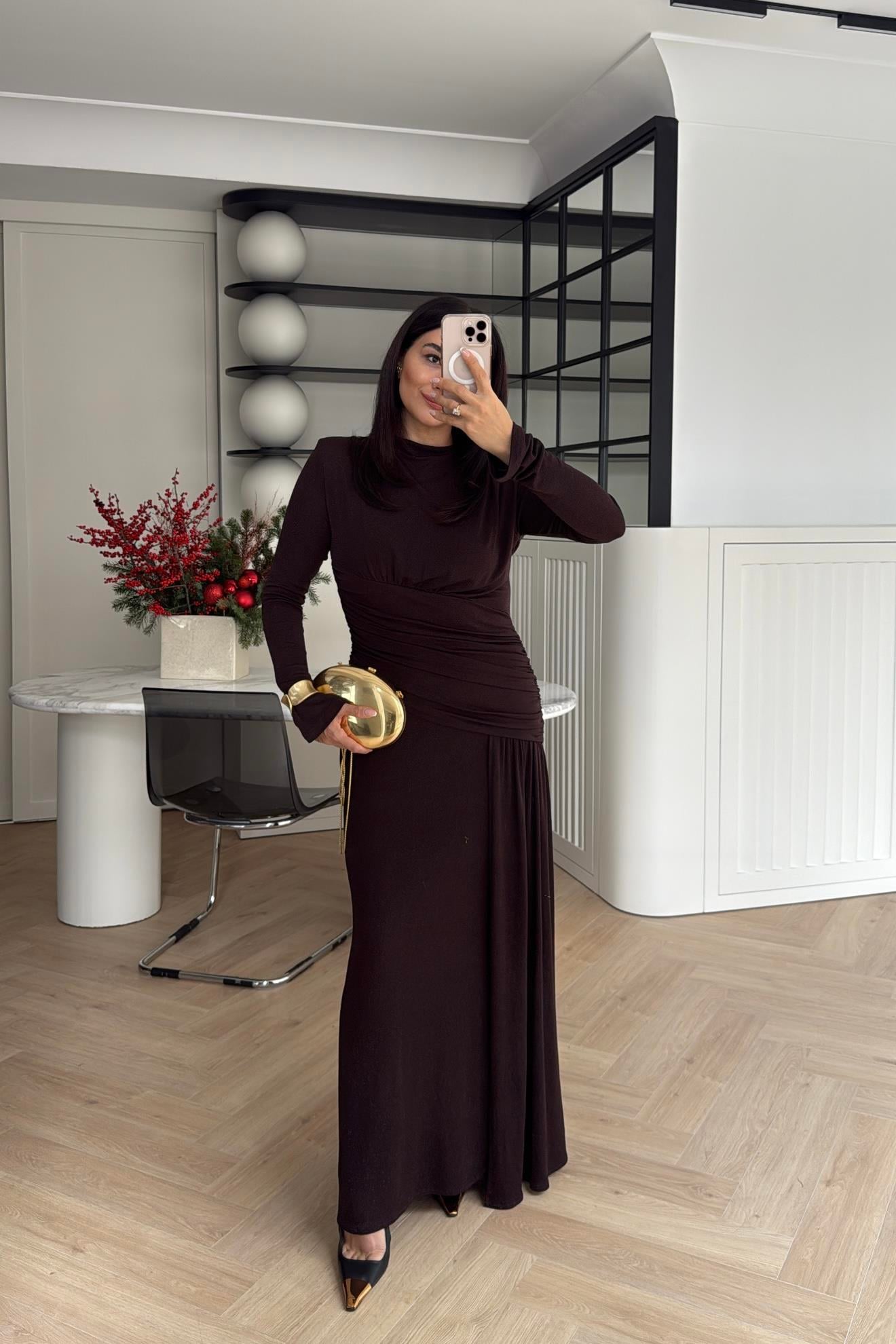 IŞILTILI MAXİ BOY TASARIM ELBİSE KAHVE