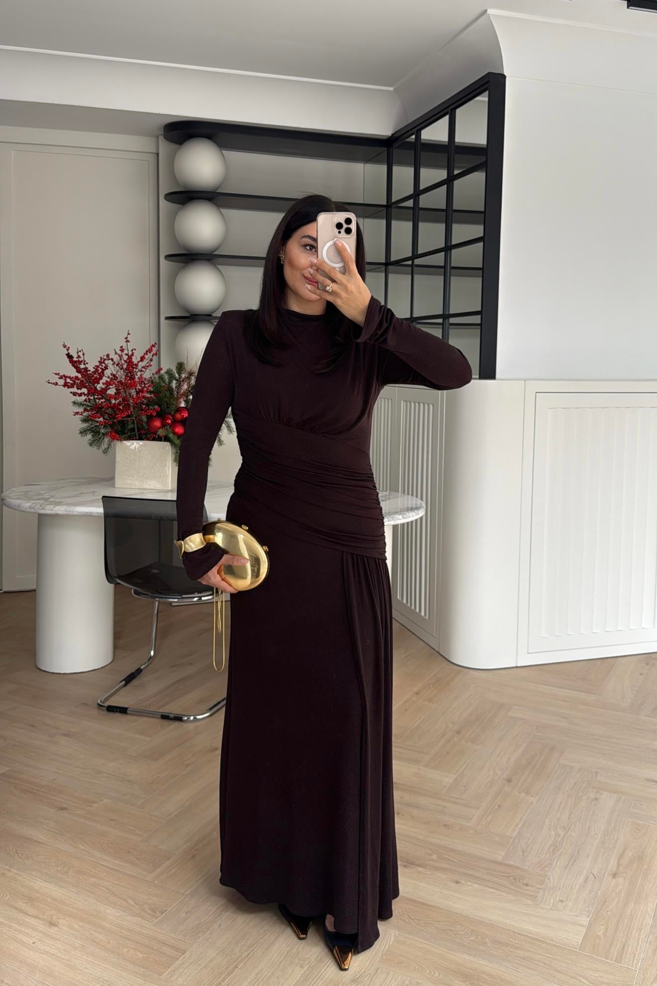 IŞILTILI MAXİ BOY TASARIM ELBİSE KAHVE