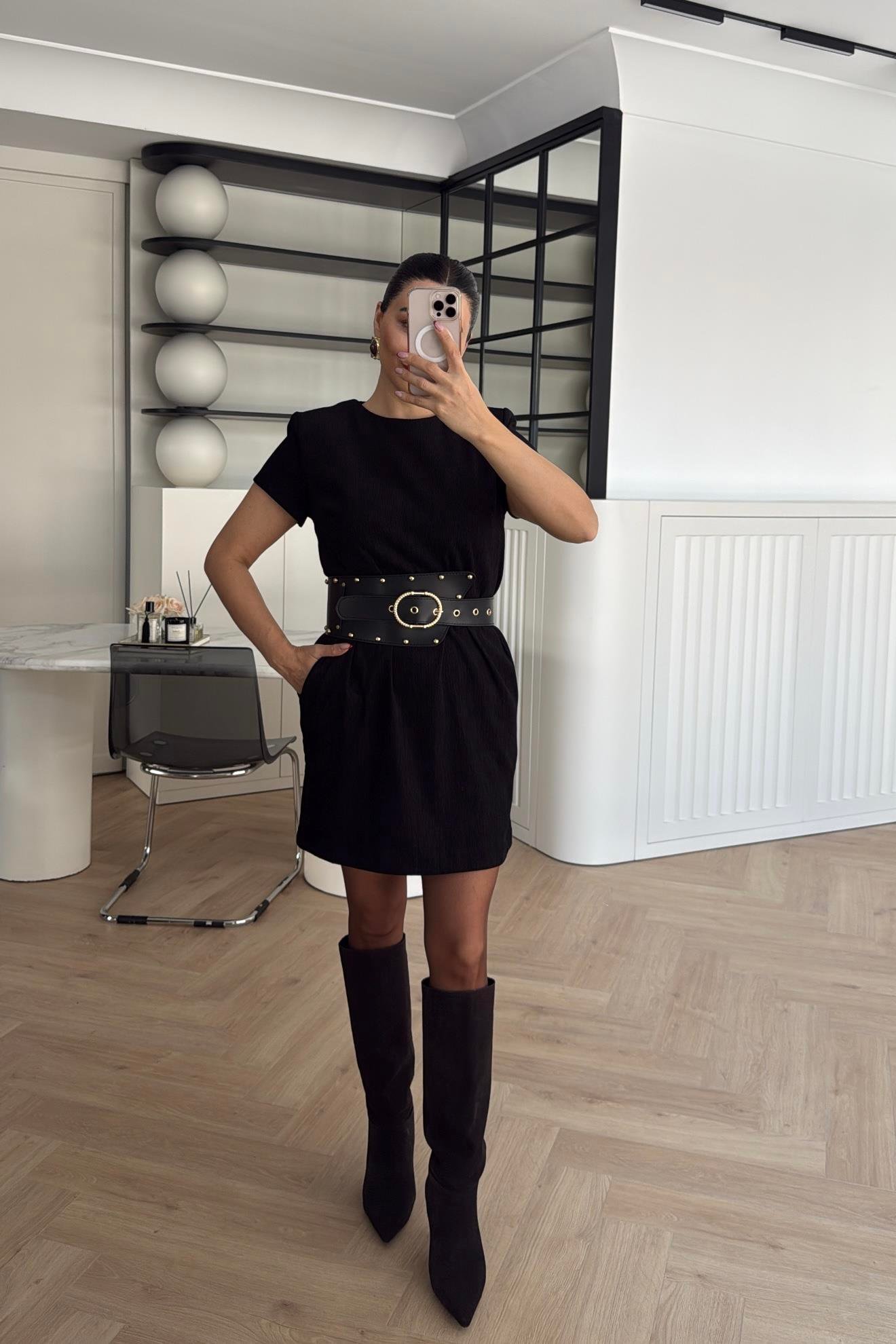 KADİFE CEPLİ KEMERLİ ELBİSE SİYAH 