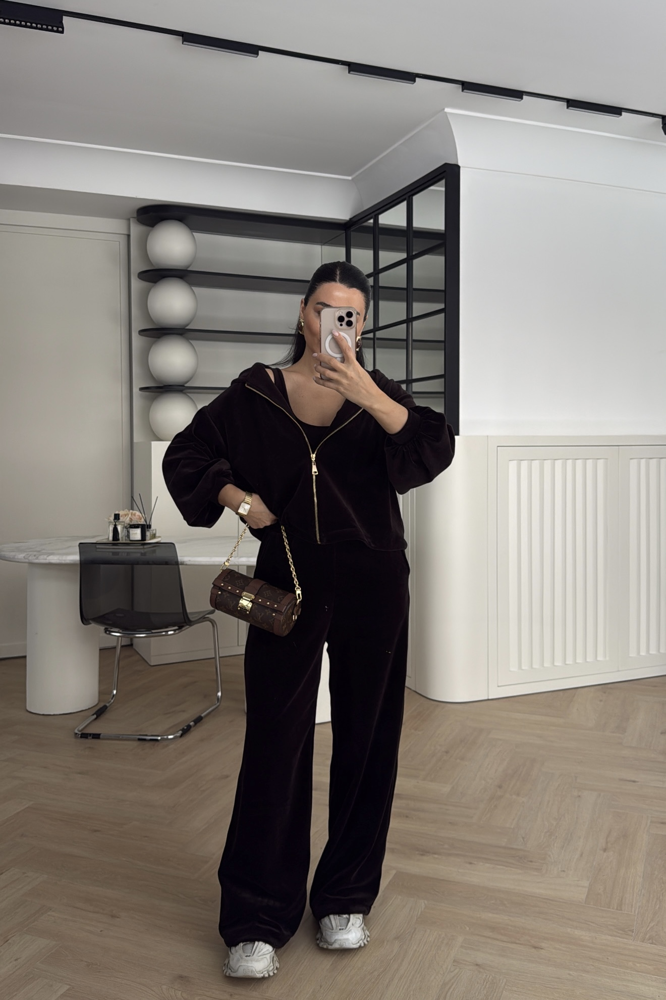 KADİFE ÜÇLÜ TAKIM KAHVE 