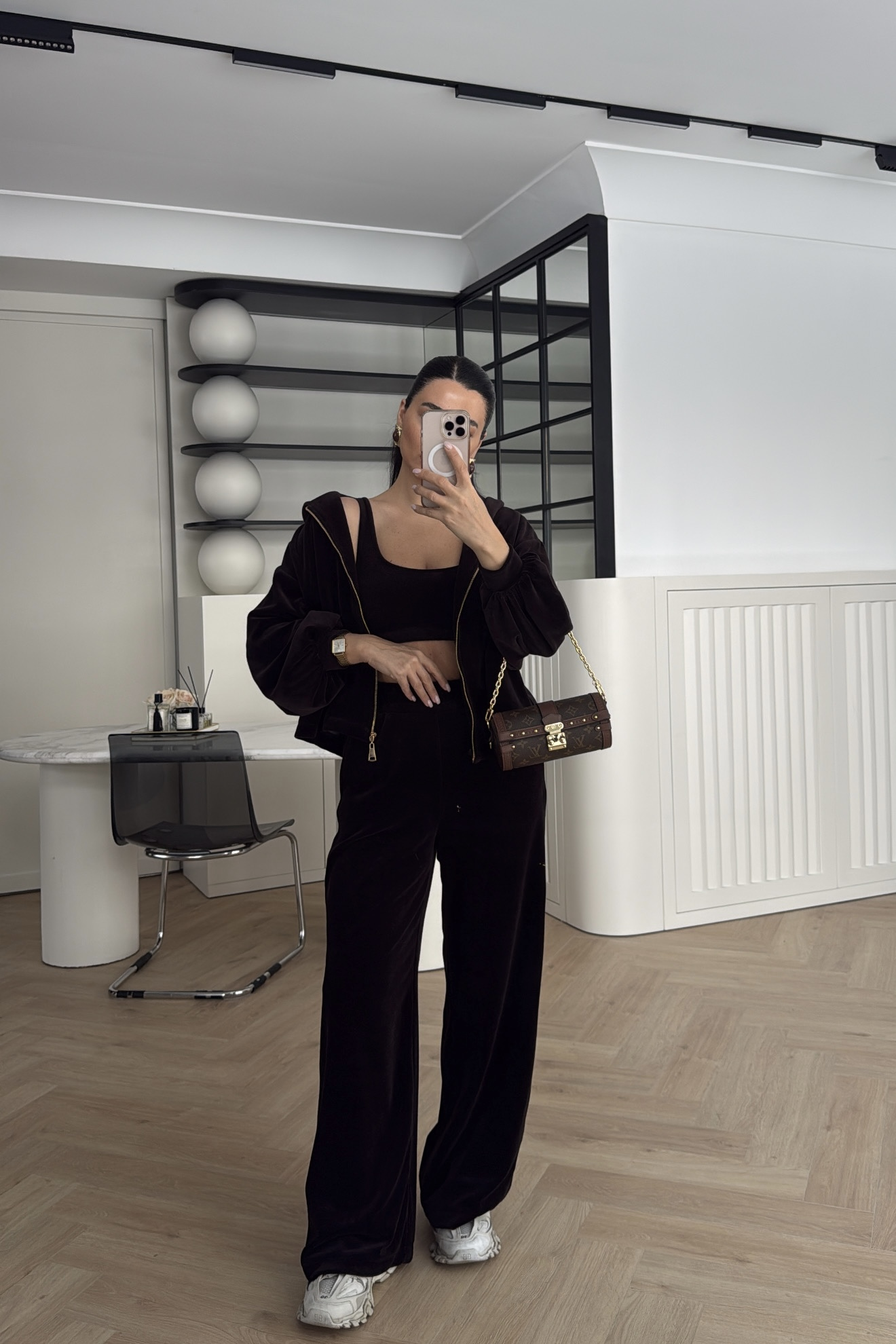 KADİFE ÜÇLÜ TAKIM KAHVE 