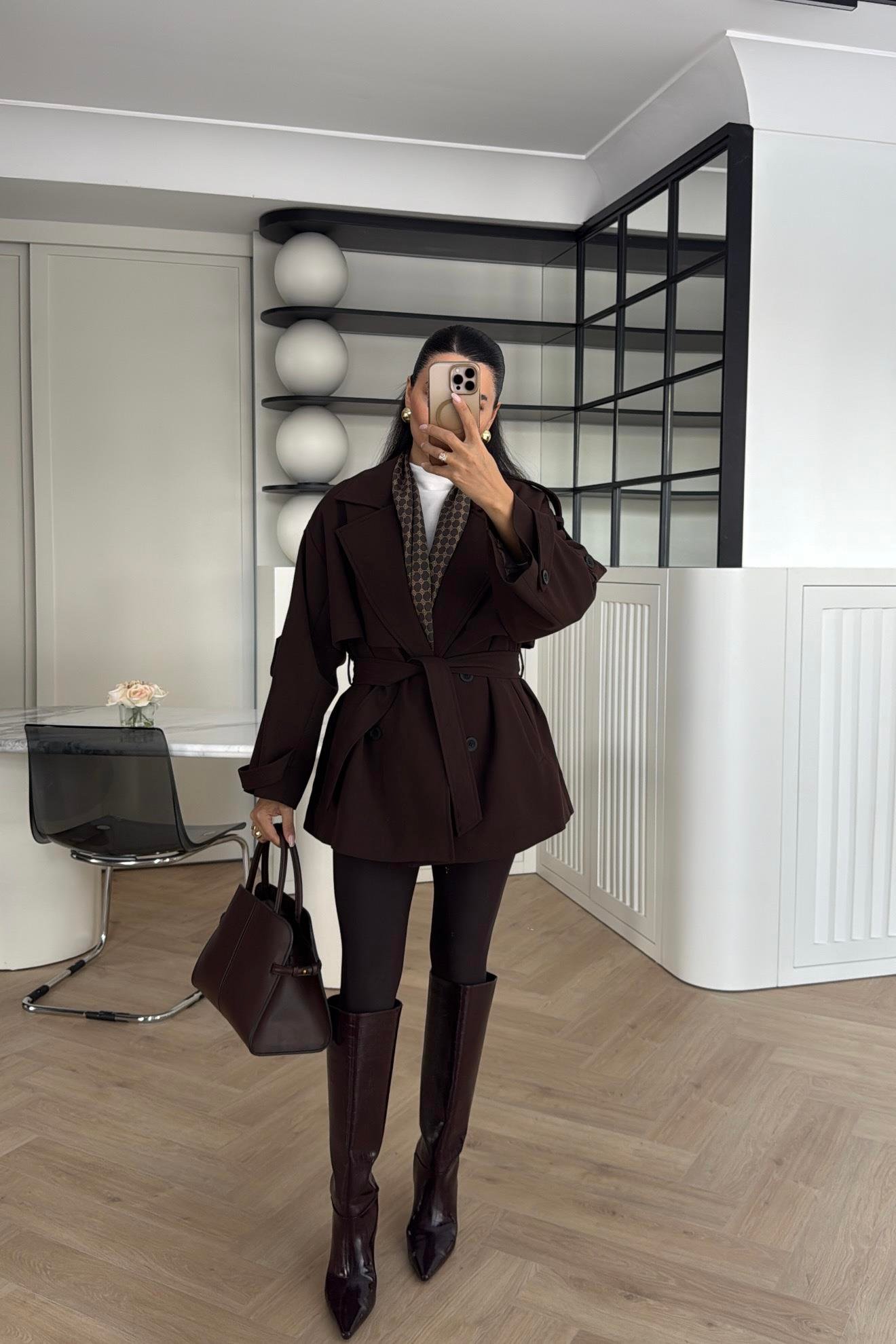 KAHVE TASARIM ASTARLI PREMIUM KISA TRENÇKOT